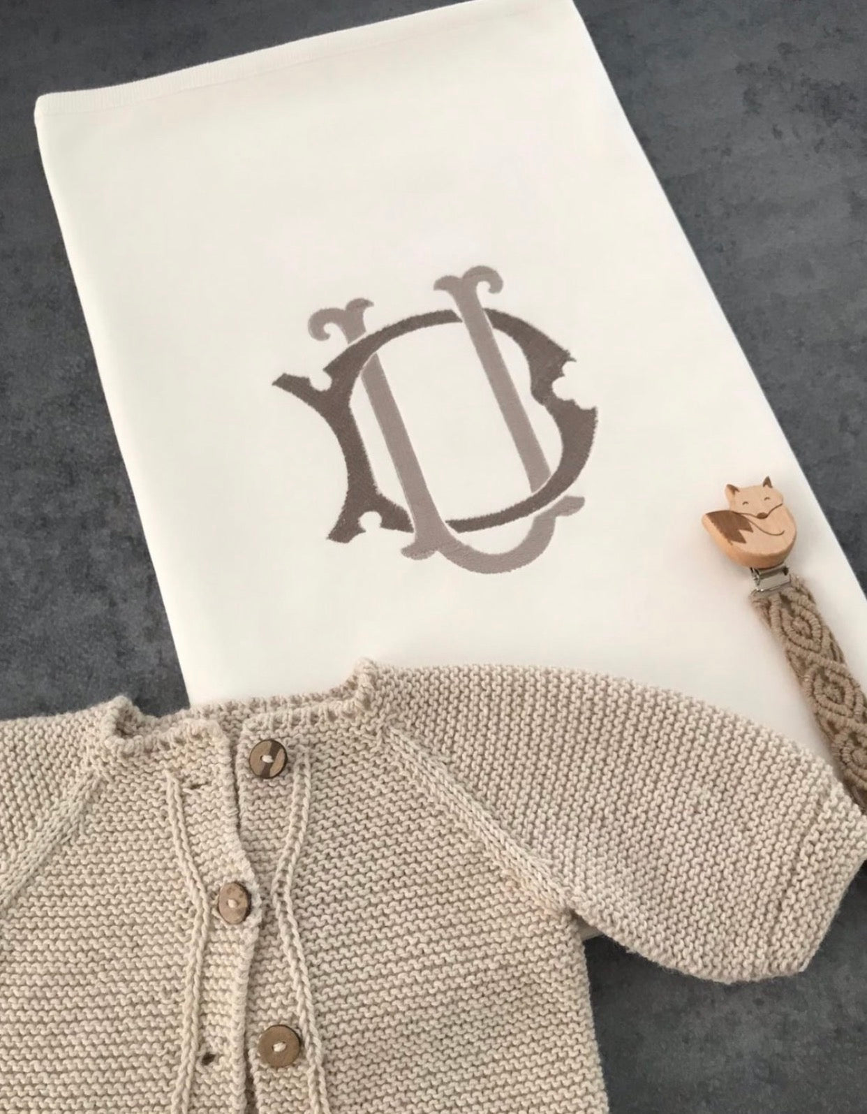 Monogram Nakışlı Hastane Çıkışı Seti