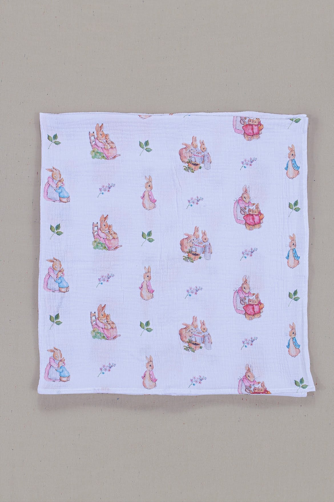 Peter Rabbit Serisi Çok Amaçlı Bebek Müslin Örtüsü Pembe