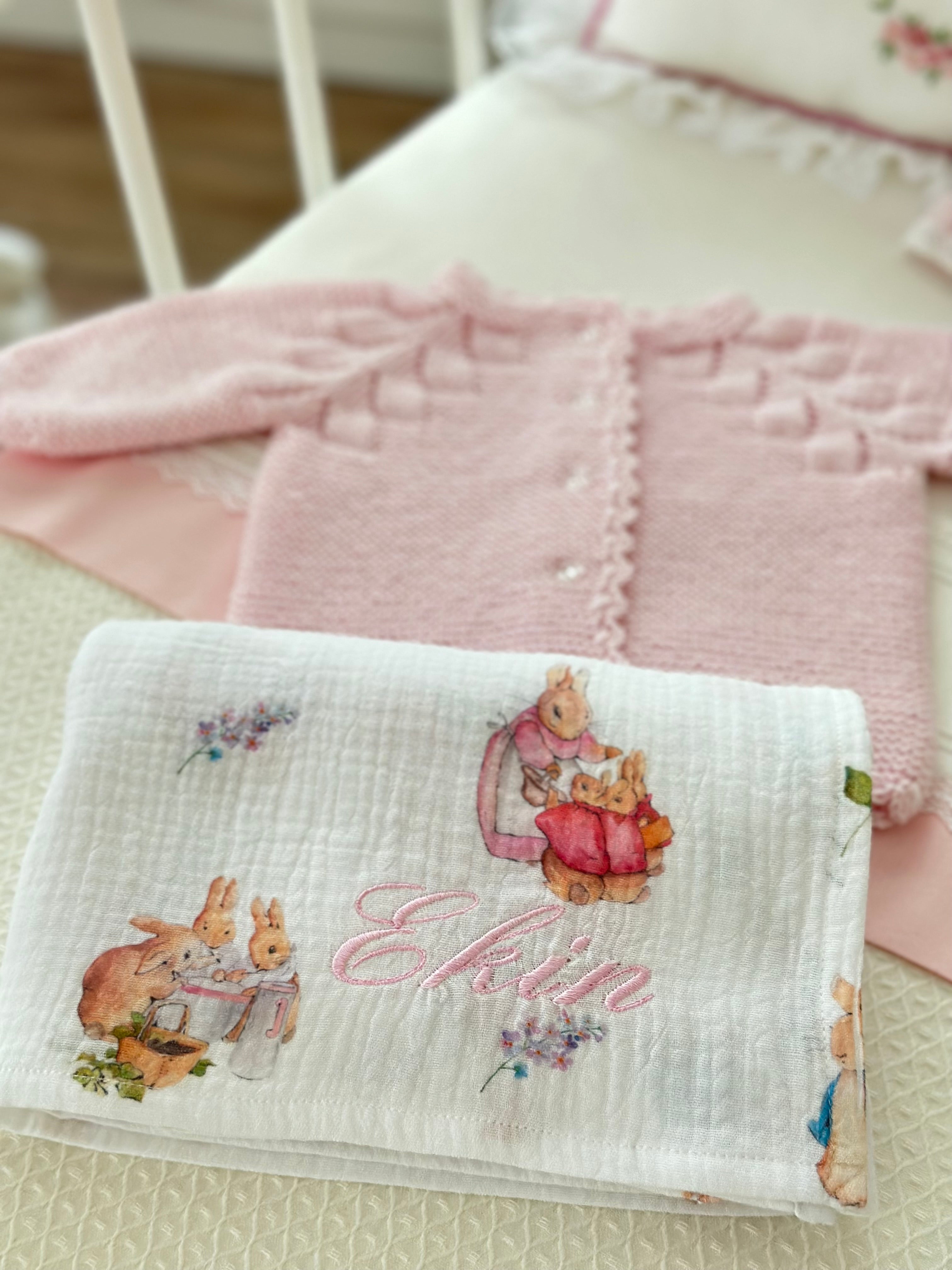 Peter Rabbit Serisi Çok Amaçlı Bebek Müslin Örtüsü Pembe