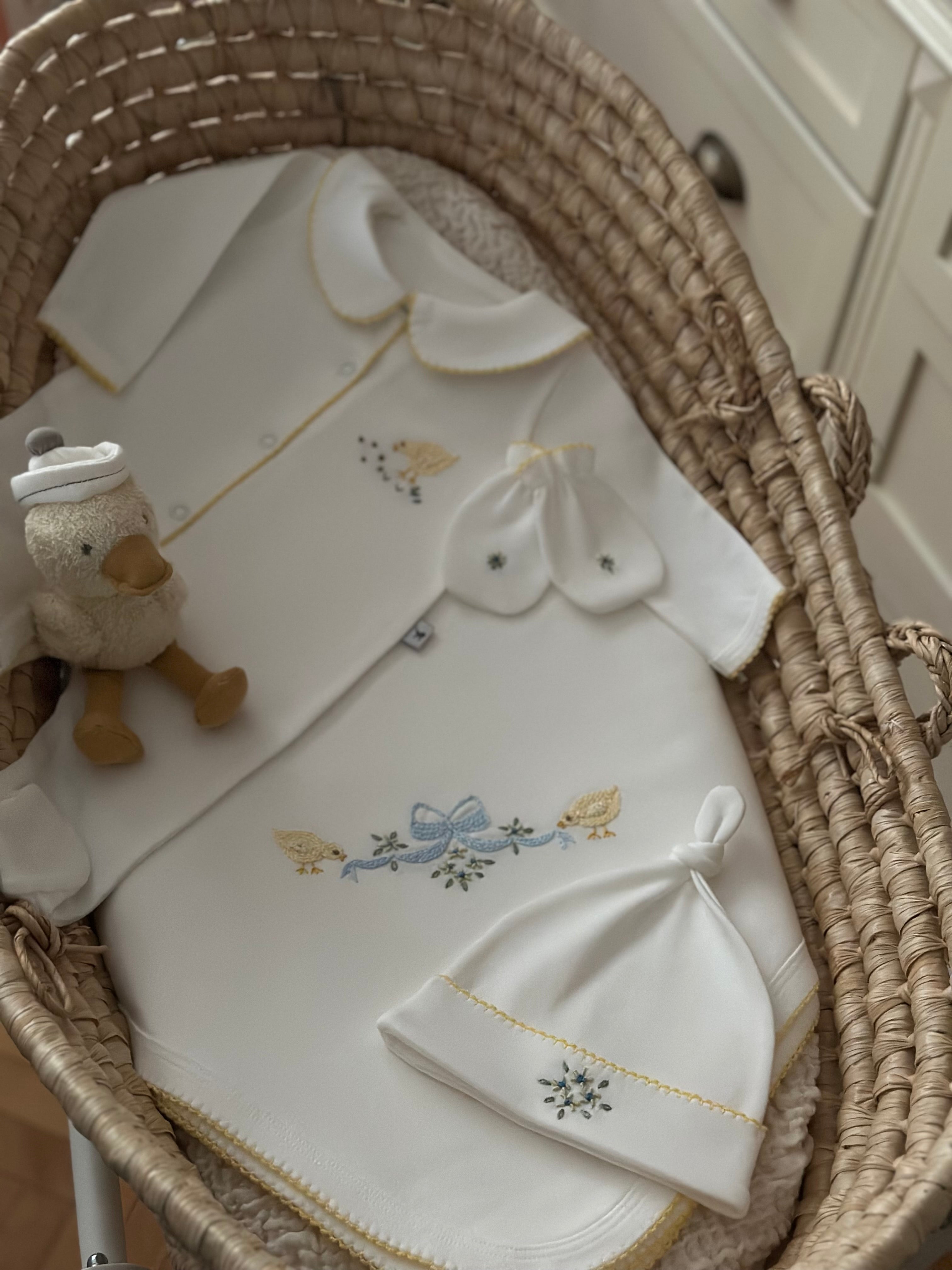 Little Chick Organik Yenidoğan Seti – Kroşeta Kenar Detaylı