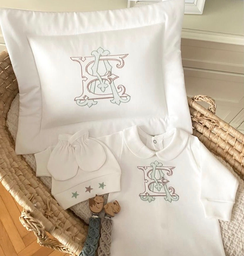 Monogram Nakışlı Hastane Çıkışı Seti