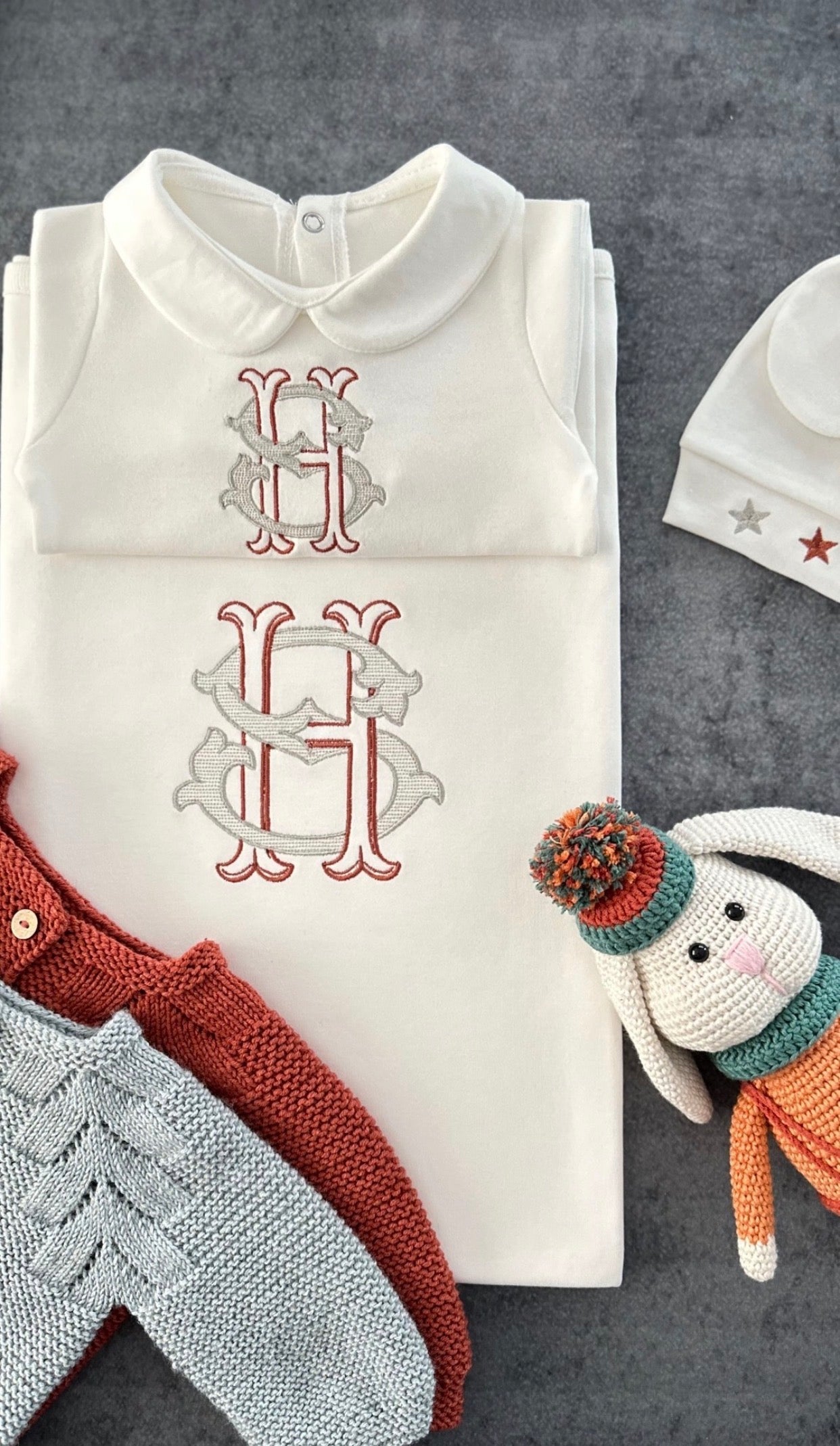 Monogram Nakışlı Hastane Çıkışı Seti