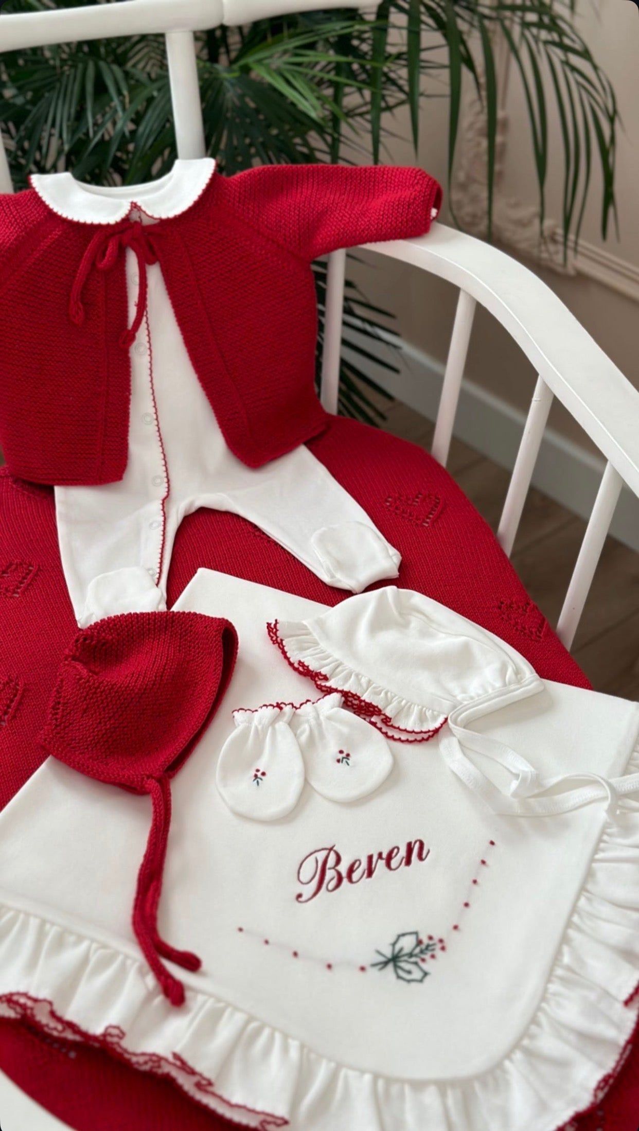 Kokina Organik Yenidoğan Seti – Kırmızı Kroşeta Kenar Detaylı