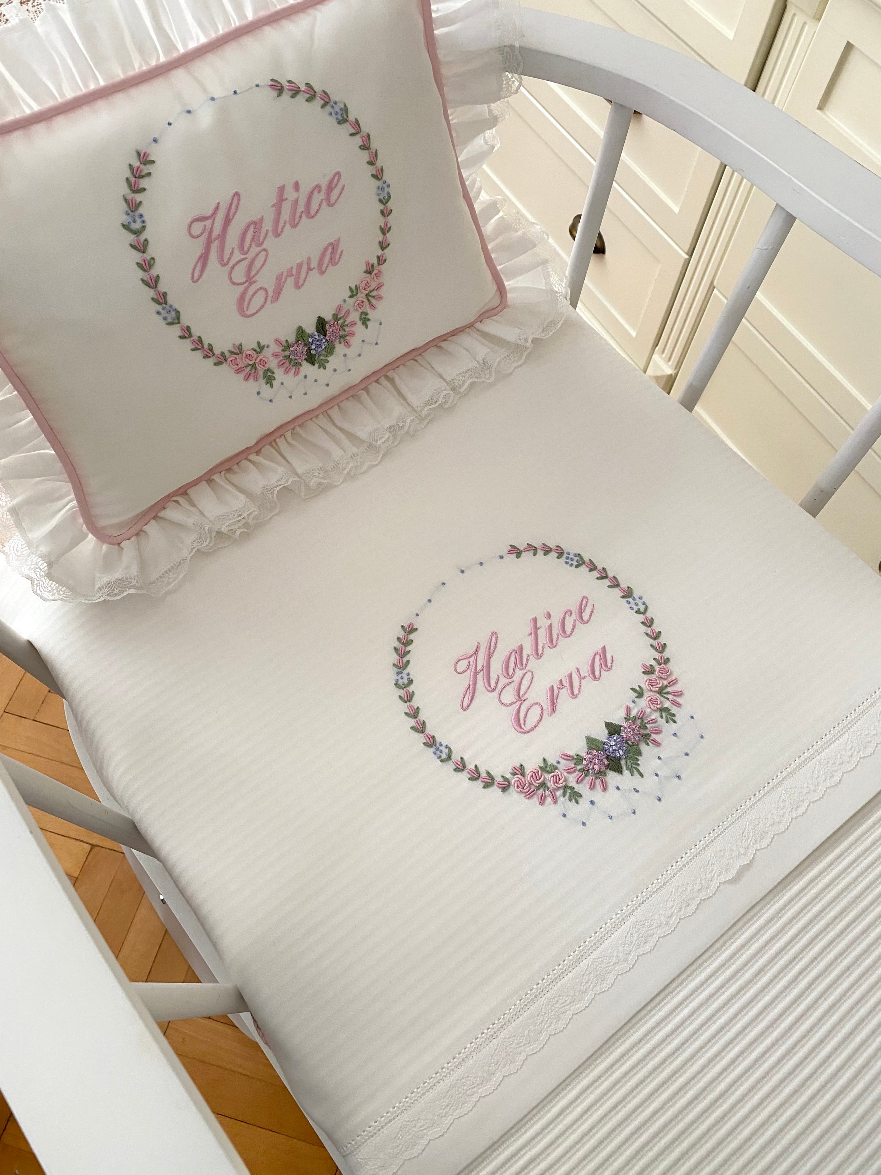 Ortanca Model Pike Takımı Pembe