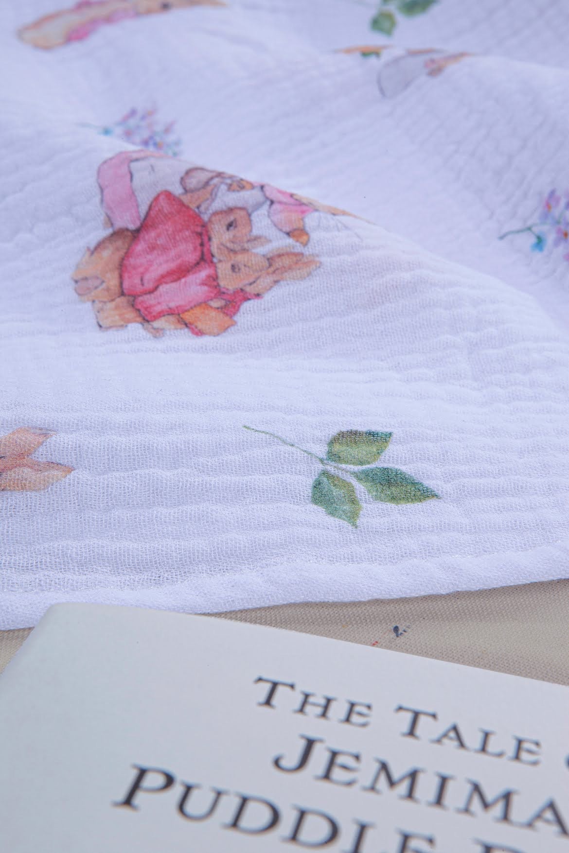 Peter Rabbit Serisi Çok Amaçlı Bebek Müslin Örtüsü Pembe