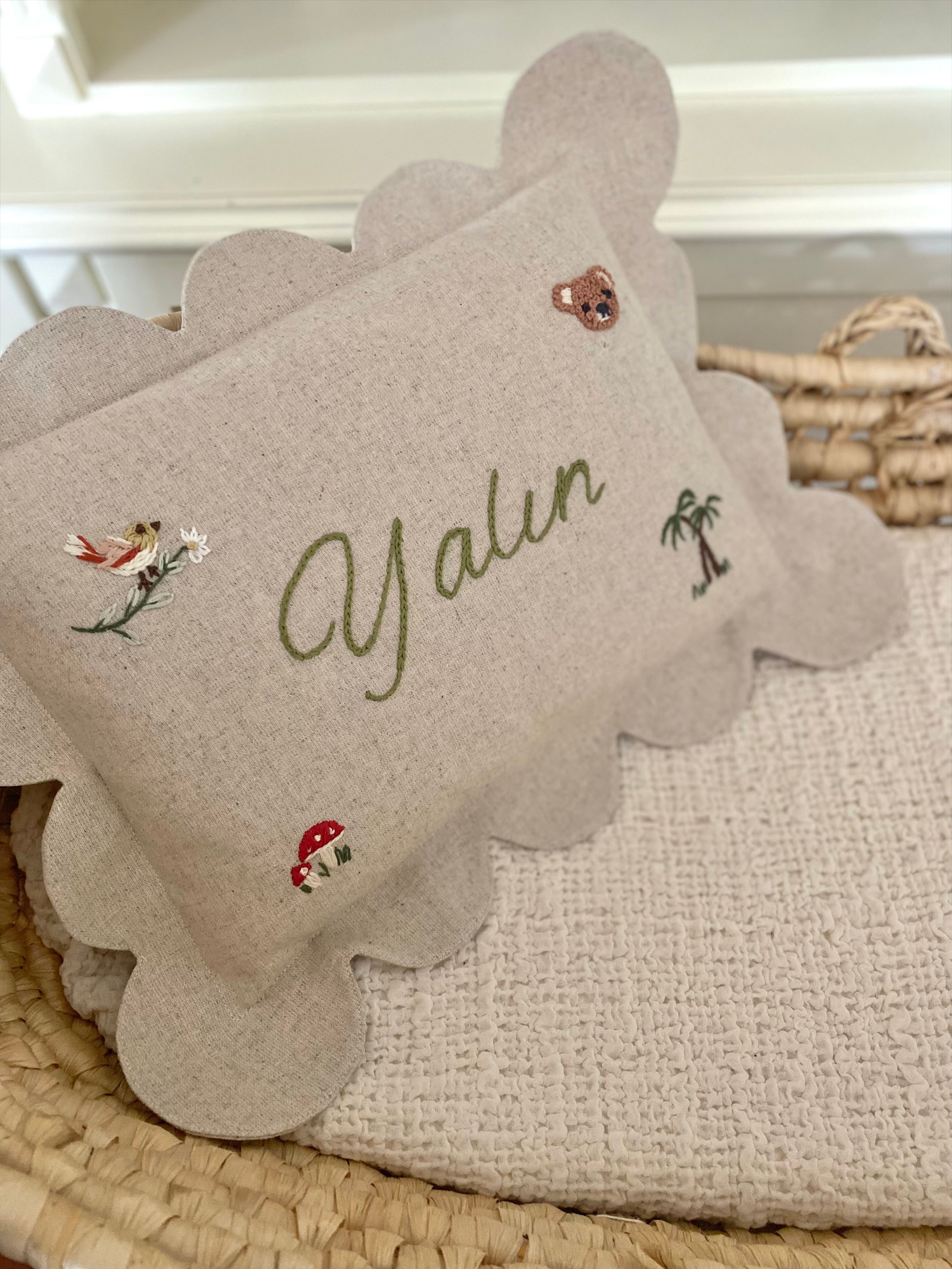 Kişiselleştirilmiş Keten Dilimli Bebek Yastığı