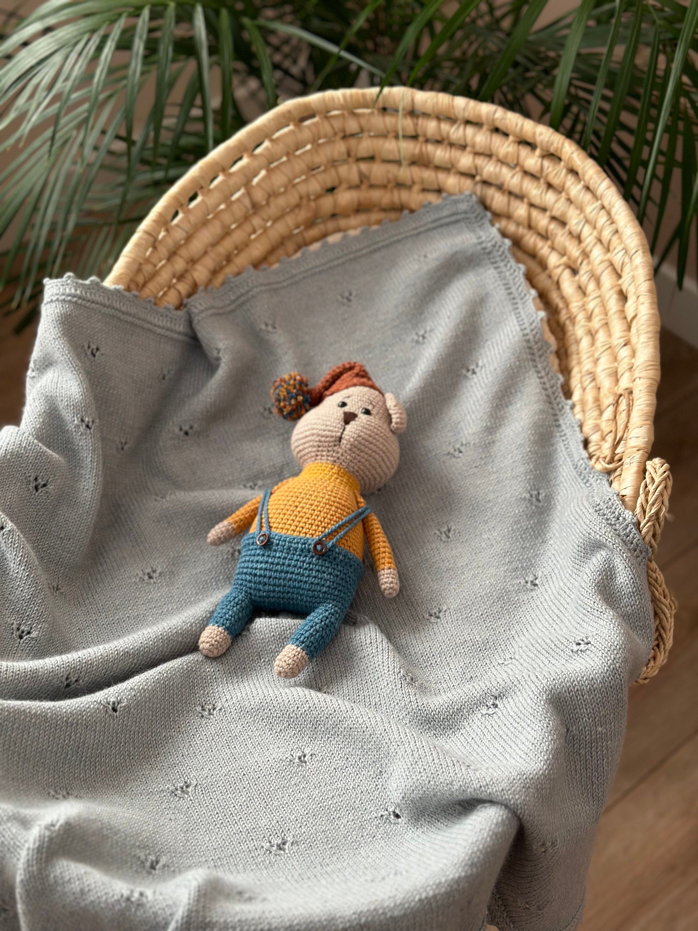 El Örgüsü Gri Bebek Battaniyesi