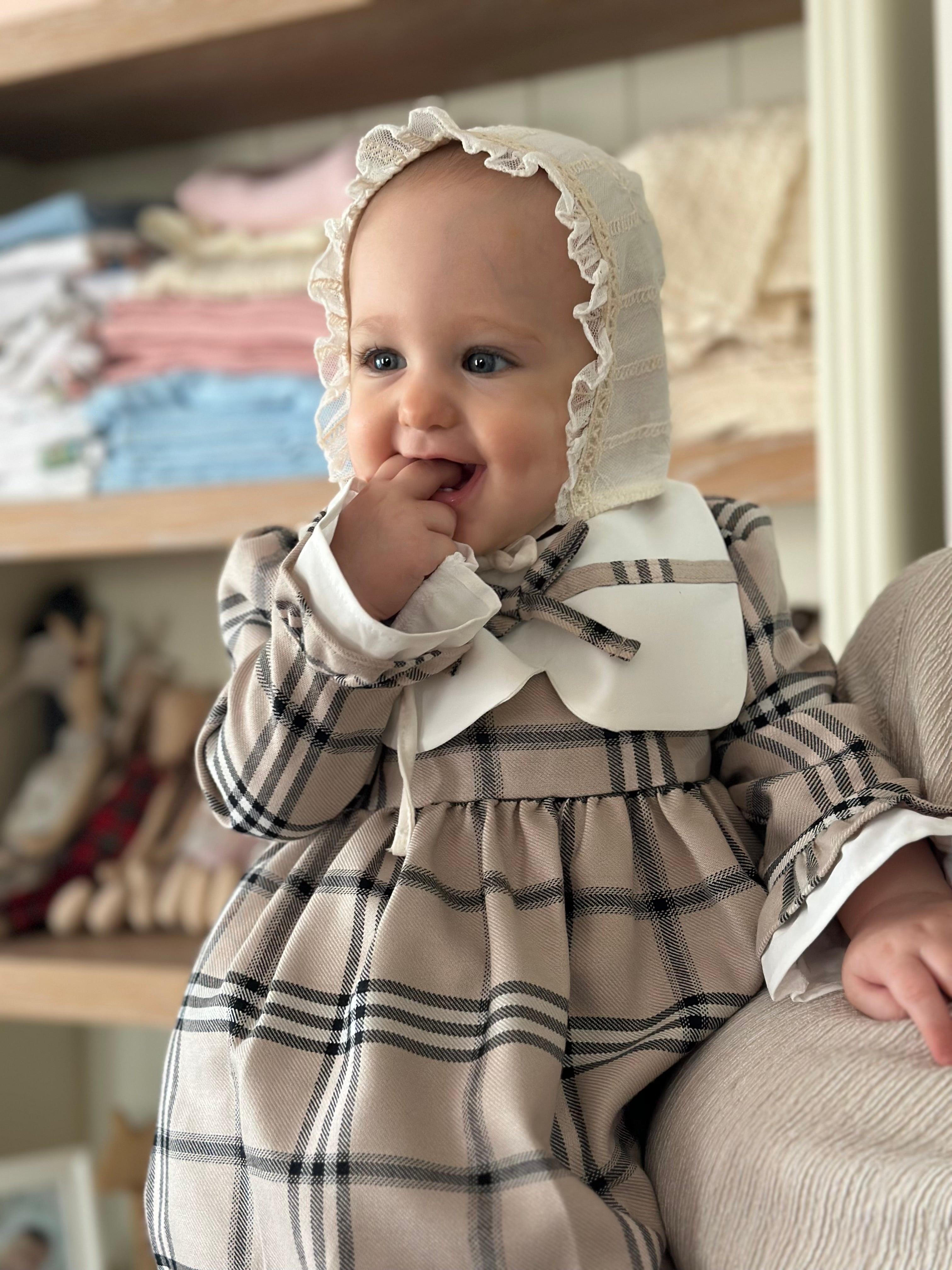 Iris Beige Plaid Baby Girl Christmas Dress 6-24 Months 6-9 ay Iris Beige Plaid Baby Girl Christmas Dress 6-24 Months 6-9 ay