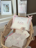 Fiyonklu Harfler Bebek Hastane Çıkış Seti