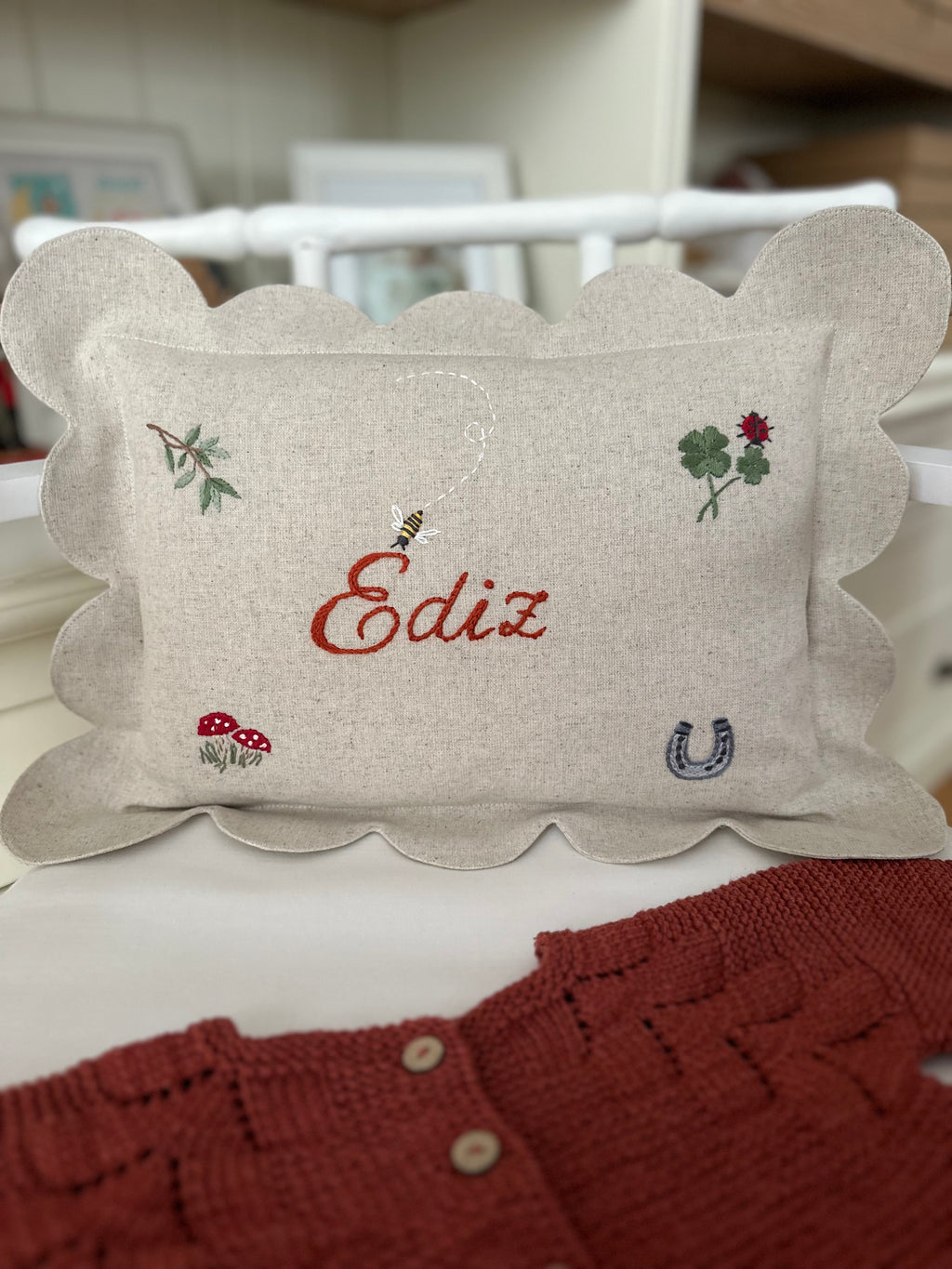 Kişiselleştirilmiş Keten Dilimli Bebek Yastığı