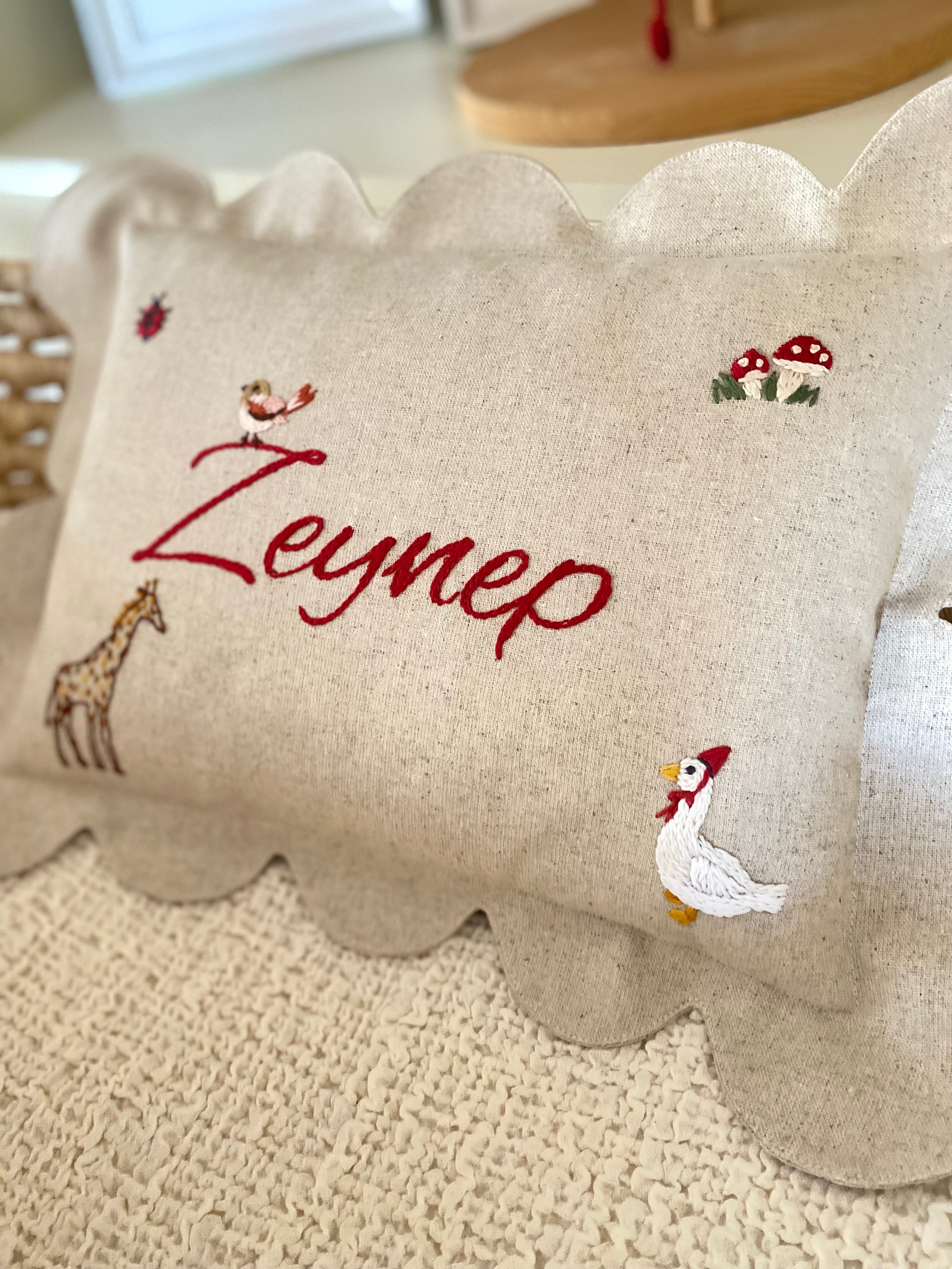 Kişiselleştirilmiş Keten Dilimli Bebek Yastığı