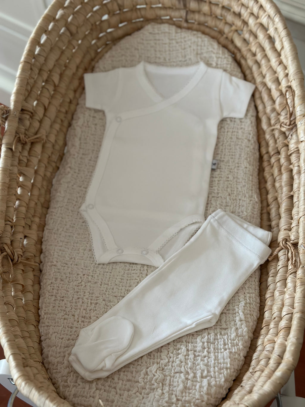 Organik Pamuk Kısa Kollu Kruvaze Zıbın & Pantalon 2 Parça Yenidoğan Set