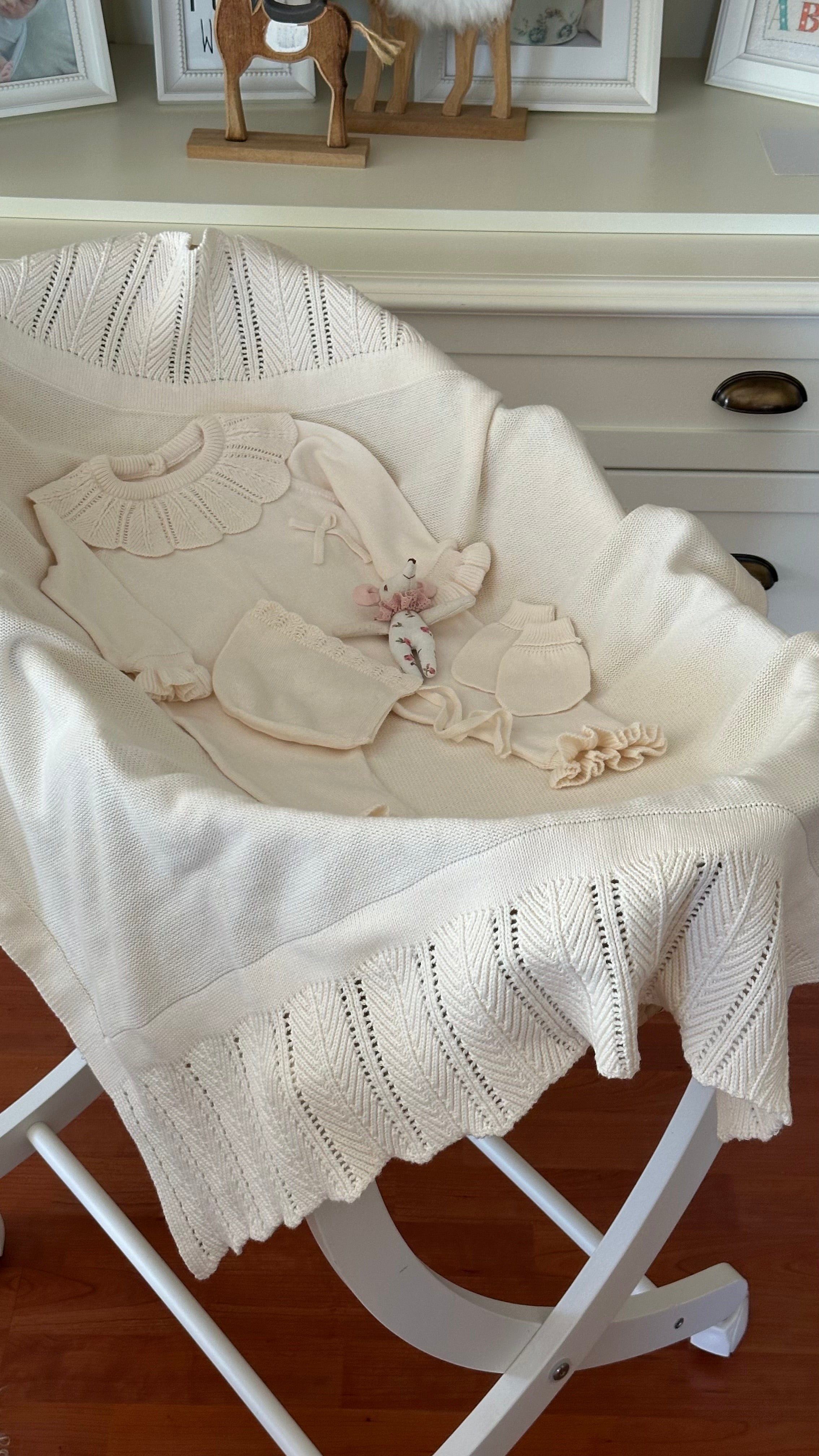 Pure 5 Parça Triko Yenidoğan Bebek Seti – Krem