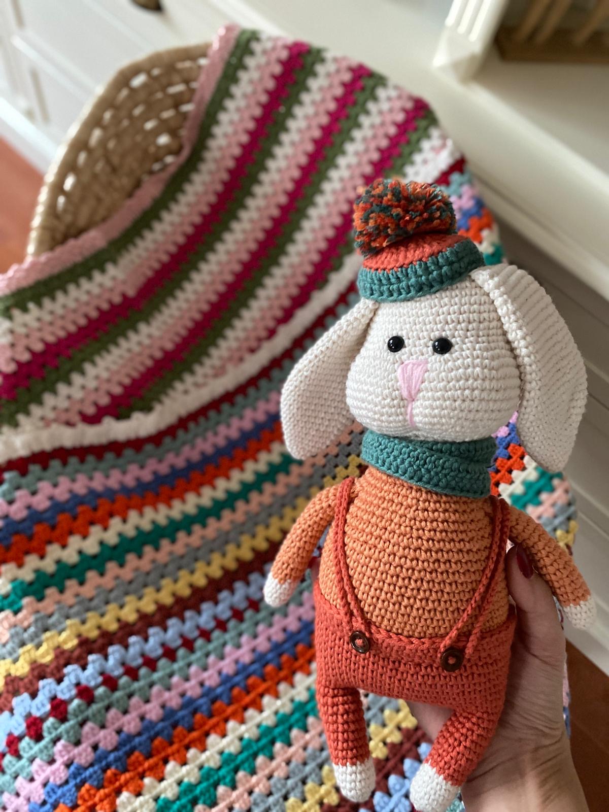 El Örgüsü Renkli Bebek Battaniyesi