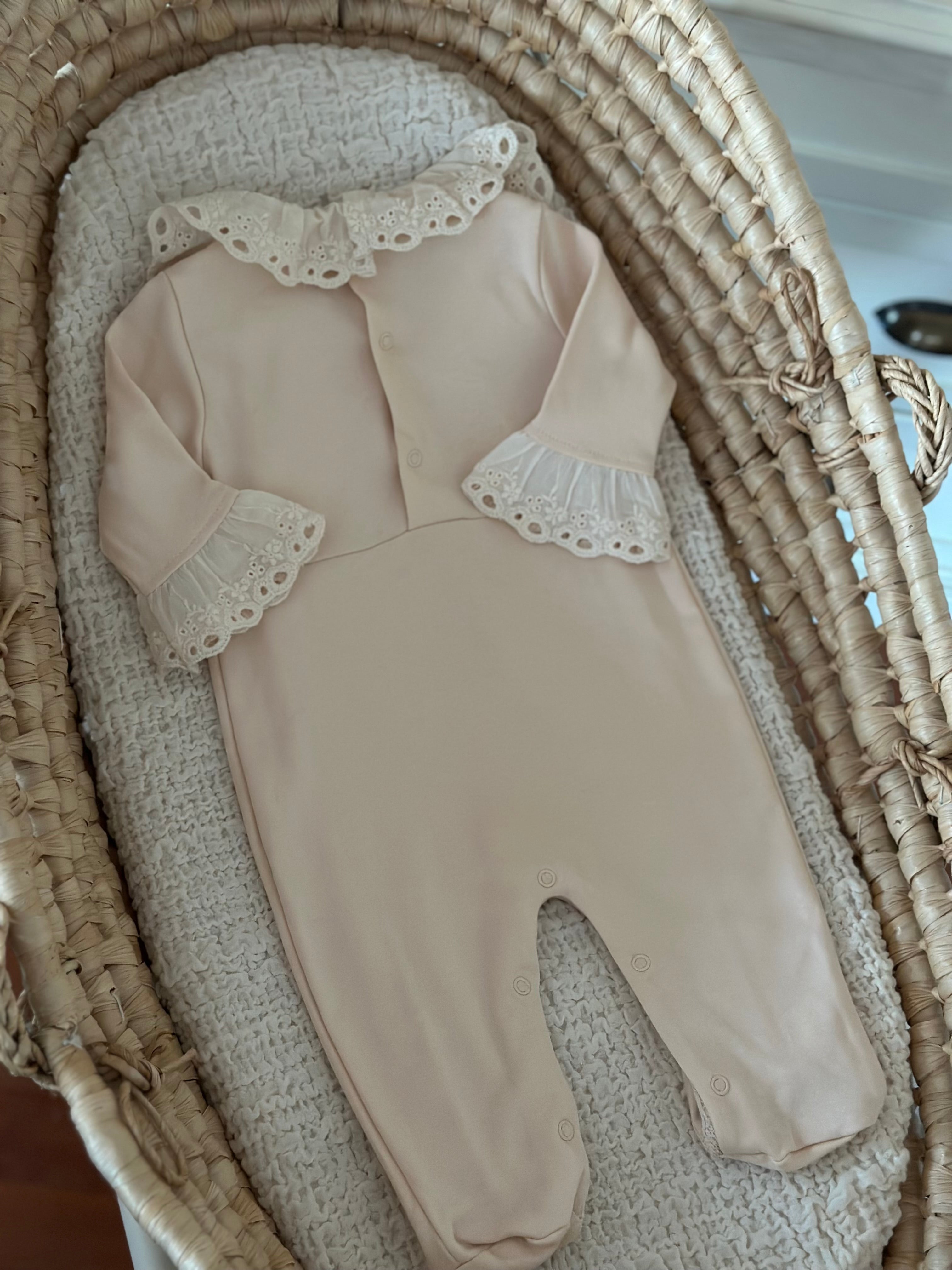 Somon Fisto Detaylı Kız Bebek Tulumu