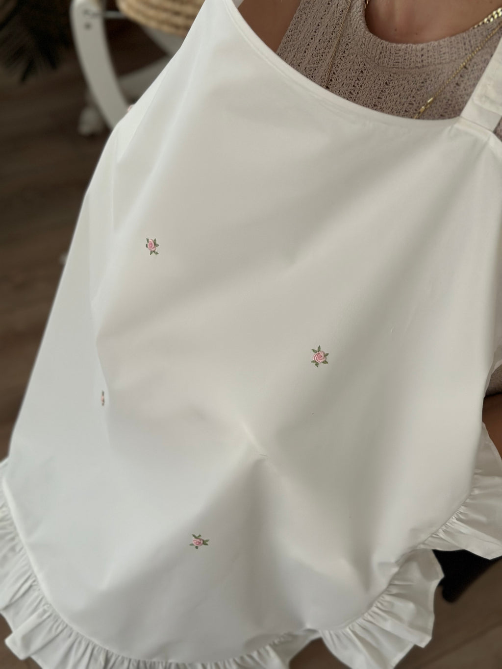 Emzirme Örtüsü El İşi İşlemeli