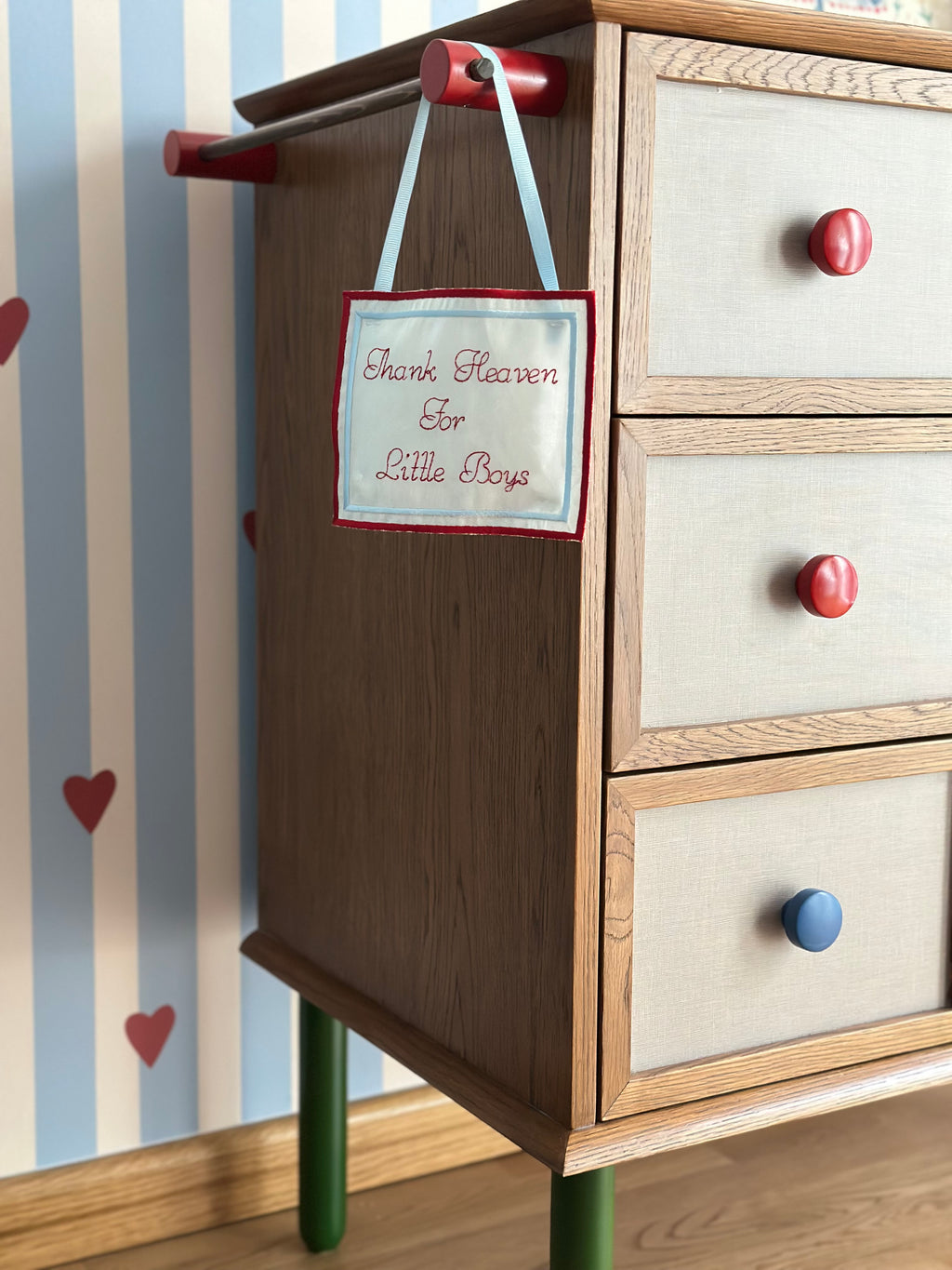 Thank Heaven For Little Boys | Erkek Bebek Nakışlı Kapı Askısı Yastığı