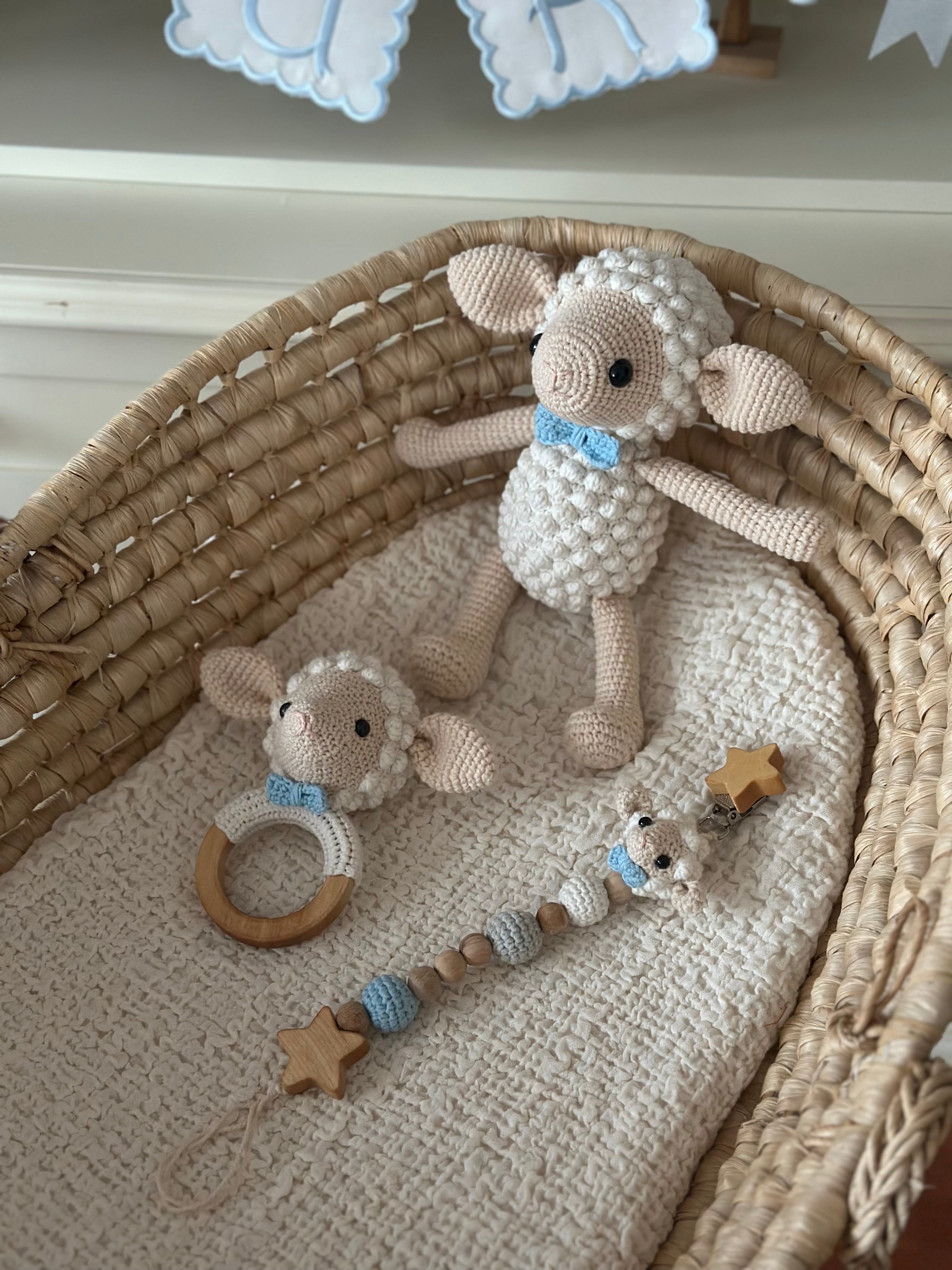 Amigurumi Kuzu Model Bebek Seti – 3 Parça