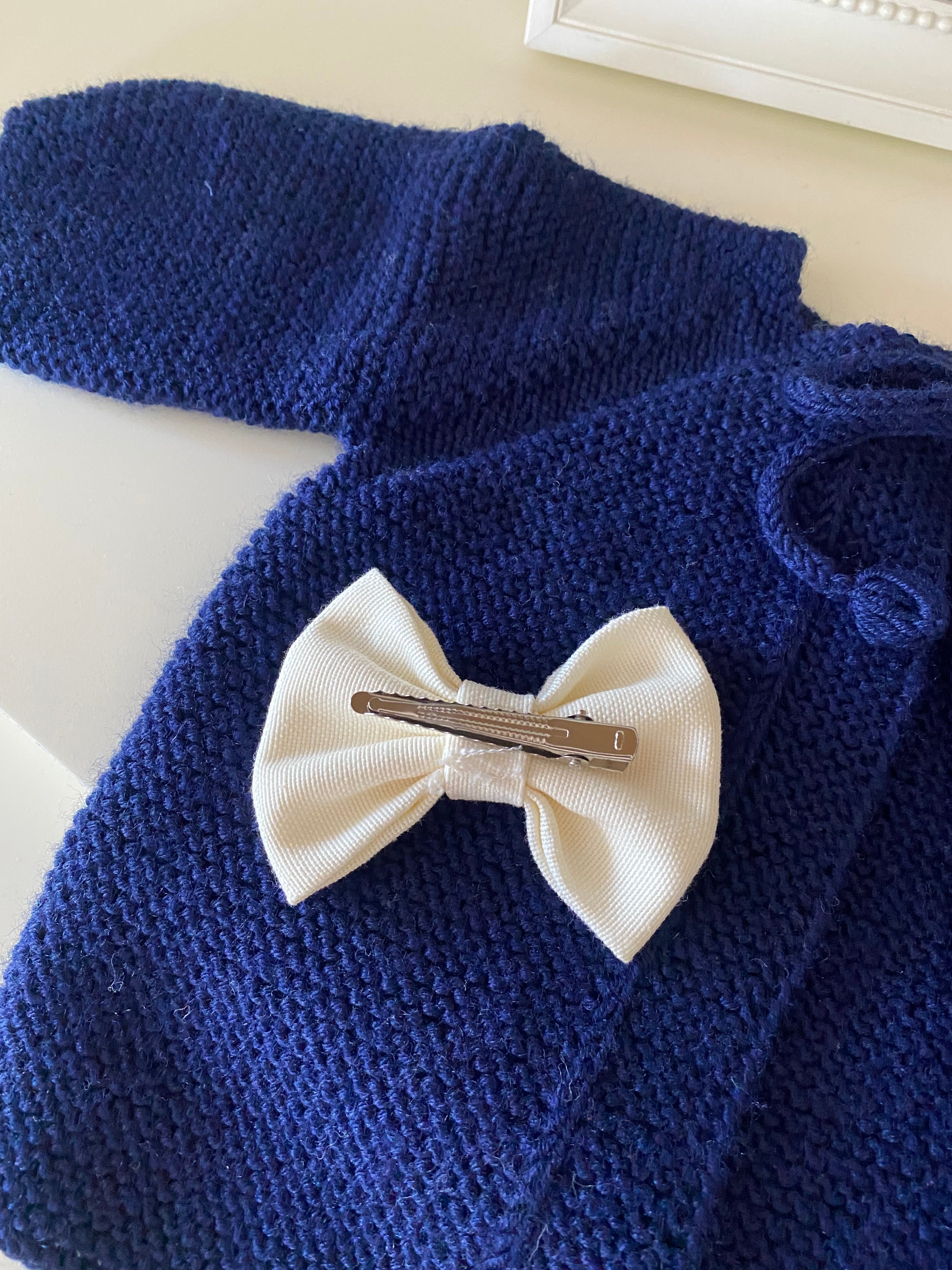 Yaprak Desenli El İşlemesi Bebek Saç Bandı