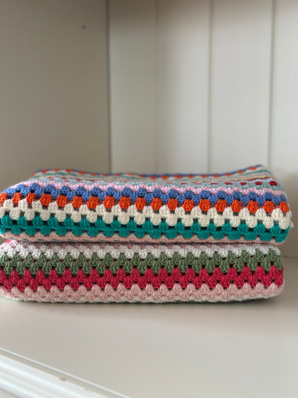 El Örgüsü Renkli Bebek Battaniyesi