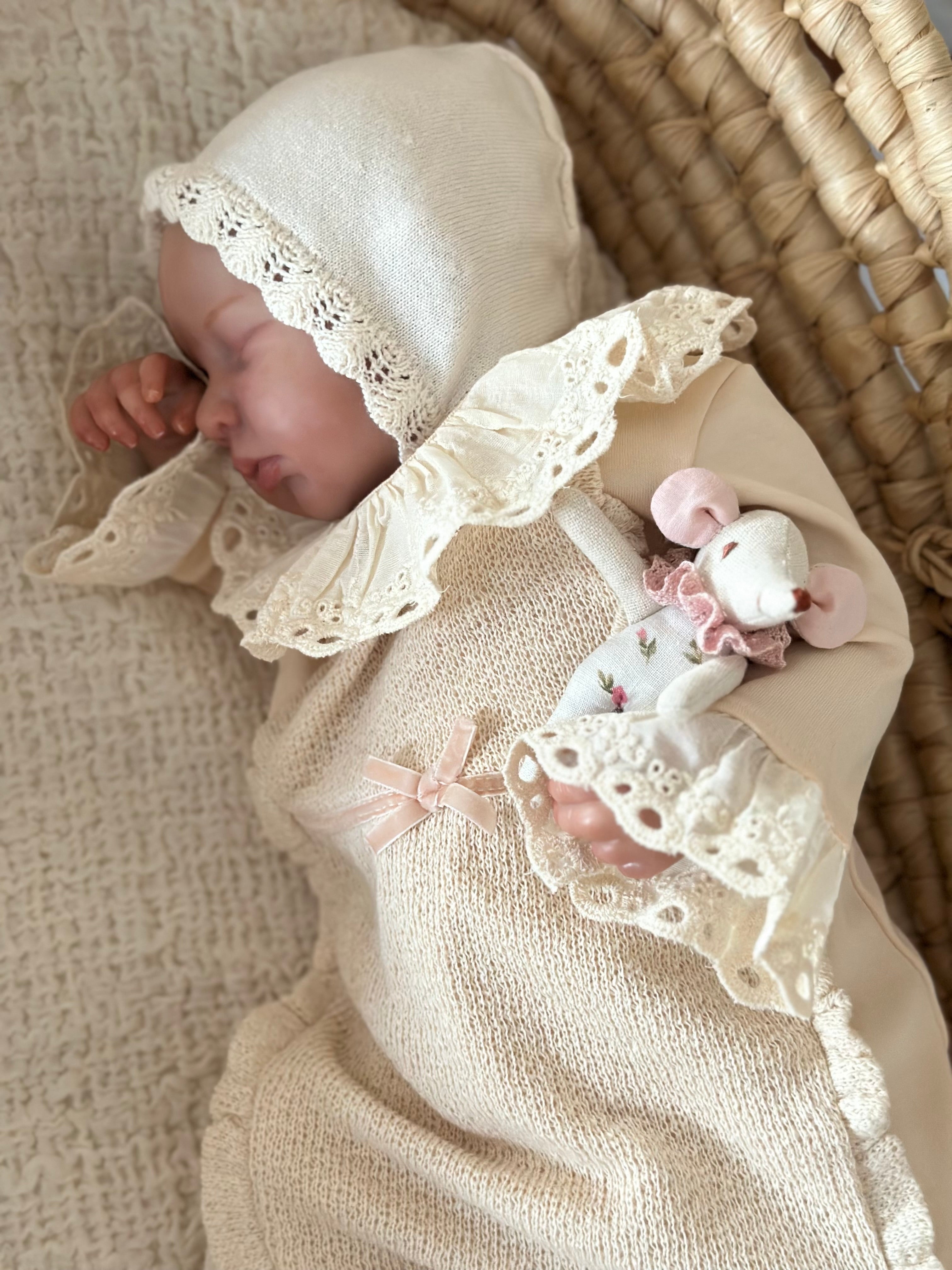 Somon Fisto Detaylı Kız Bebek Tulumu