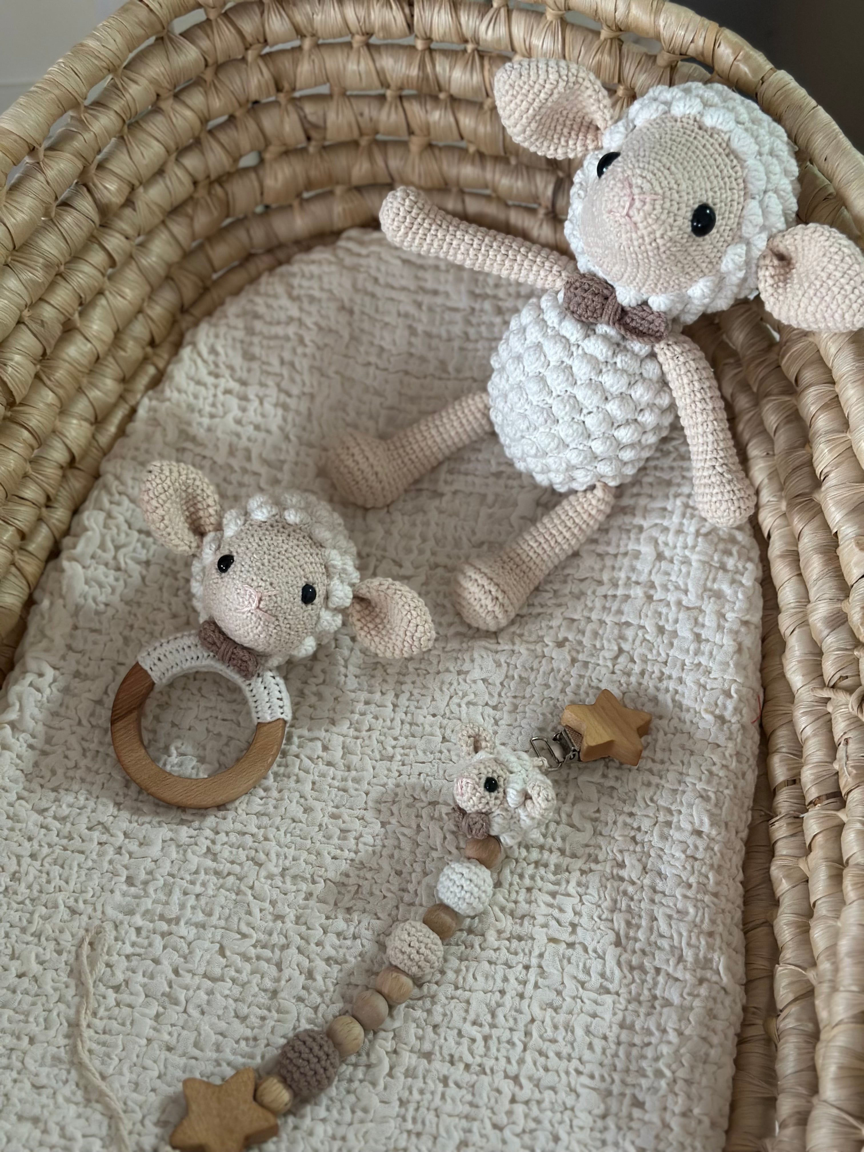 Amigurumi Kuzu Model Bebek Seti – 3 Parça