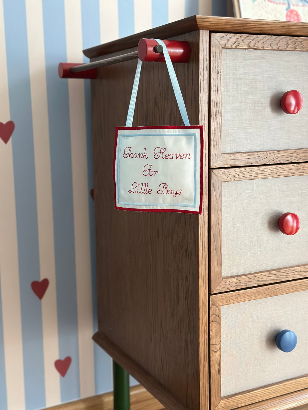 Thank Heaven For Little Boys | Erkek Bebek Nakışlı Kapı Askısı Yastığı