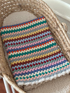 El Örgüsü Renkli Bebek Battaniyesi