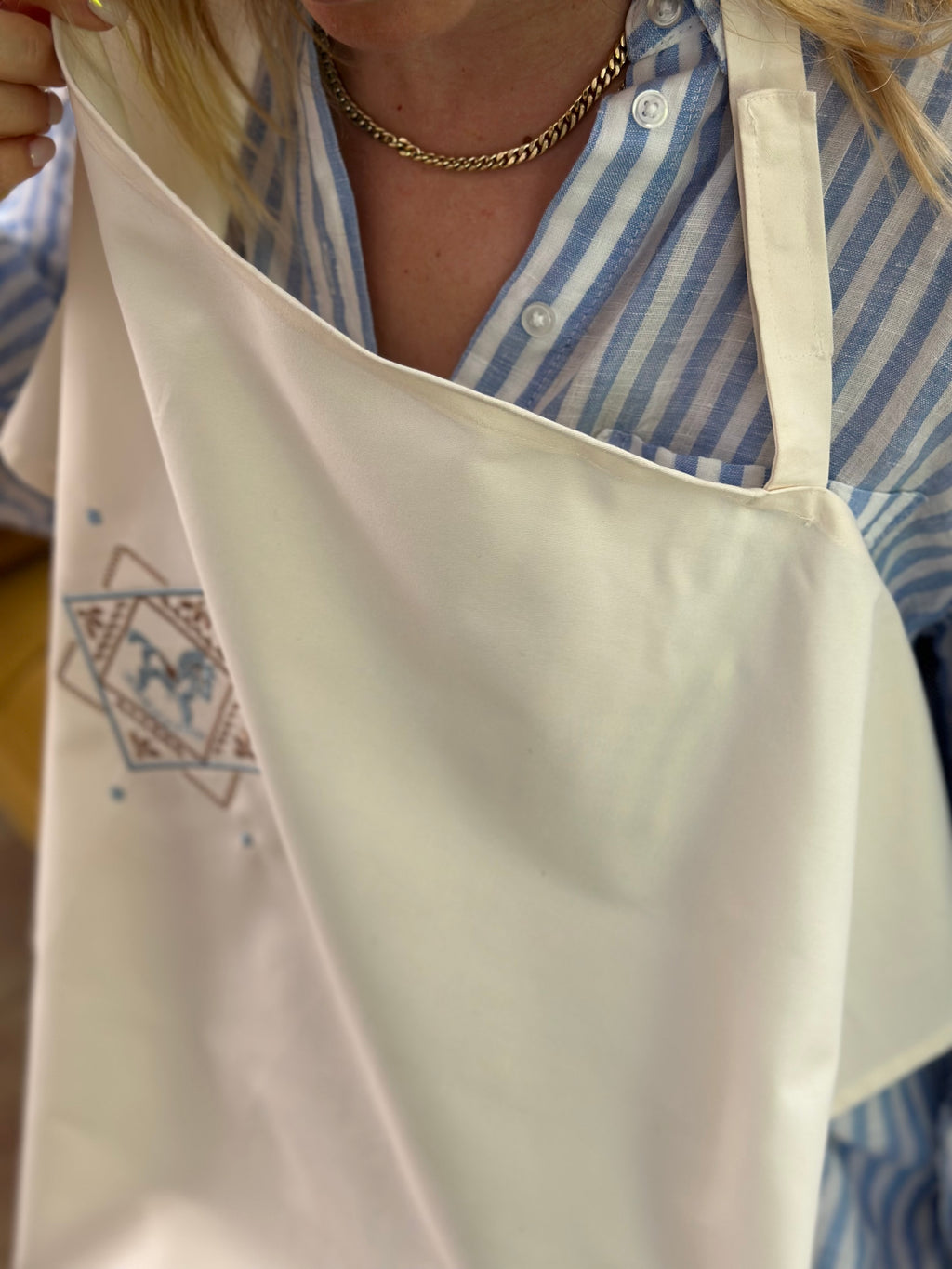 Emzirme Örtüsü Carousel Atlı İşlemeli