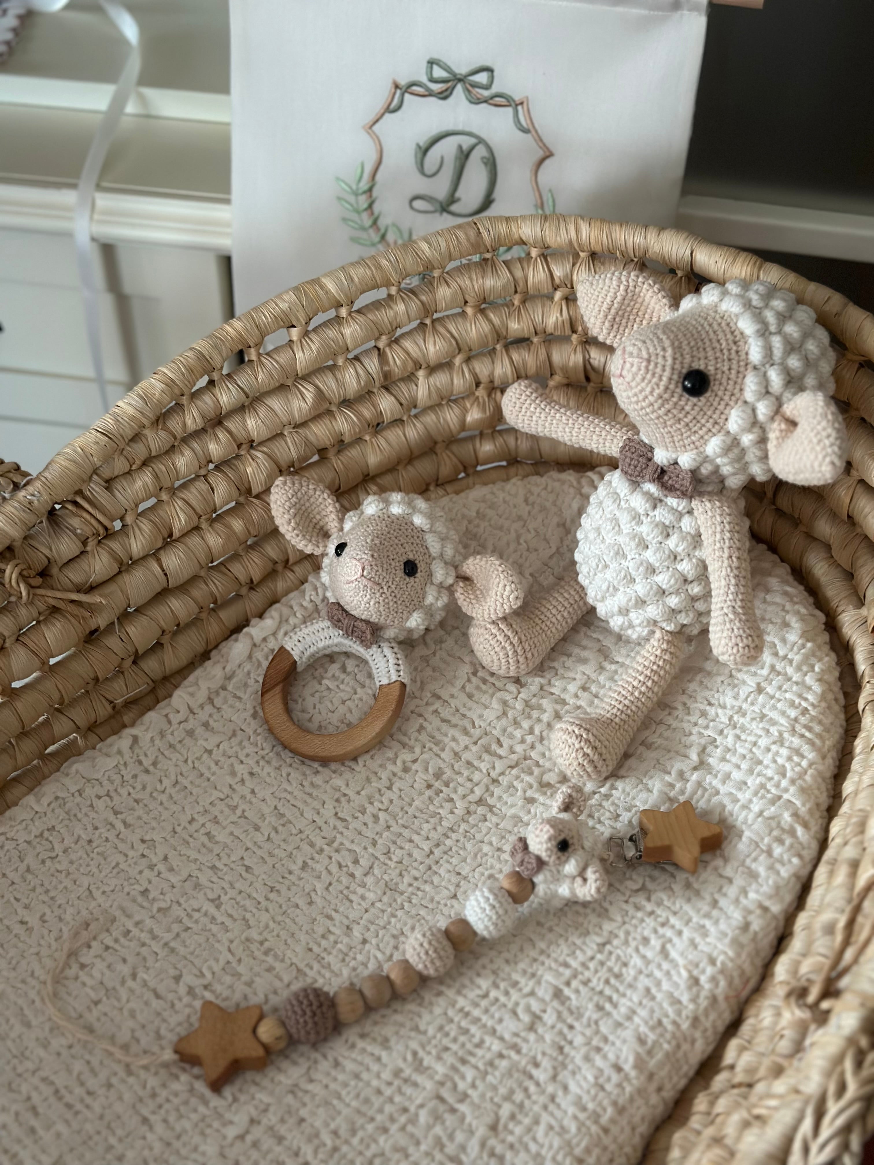 Amigurumi Kuzu Model Bebek Seti – 3 Parça