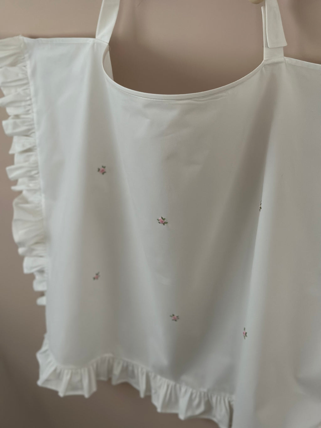 Emzirme Örtüsü El İşi İşlemeli