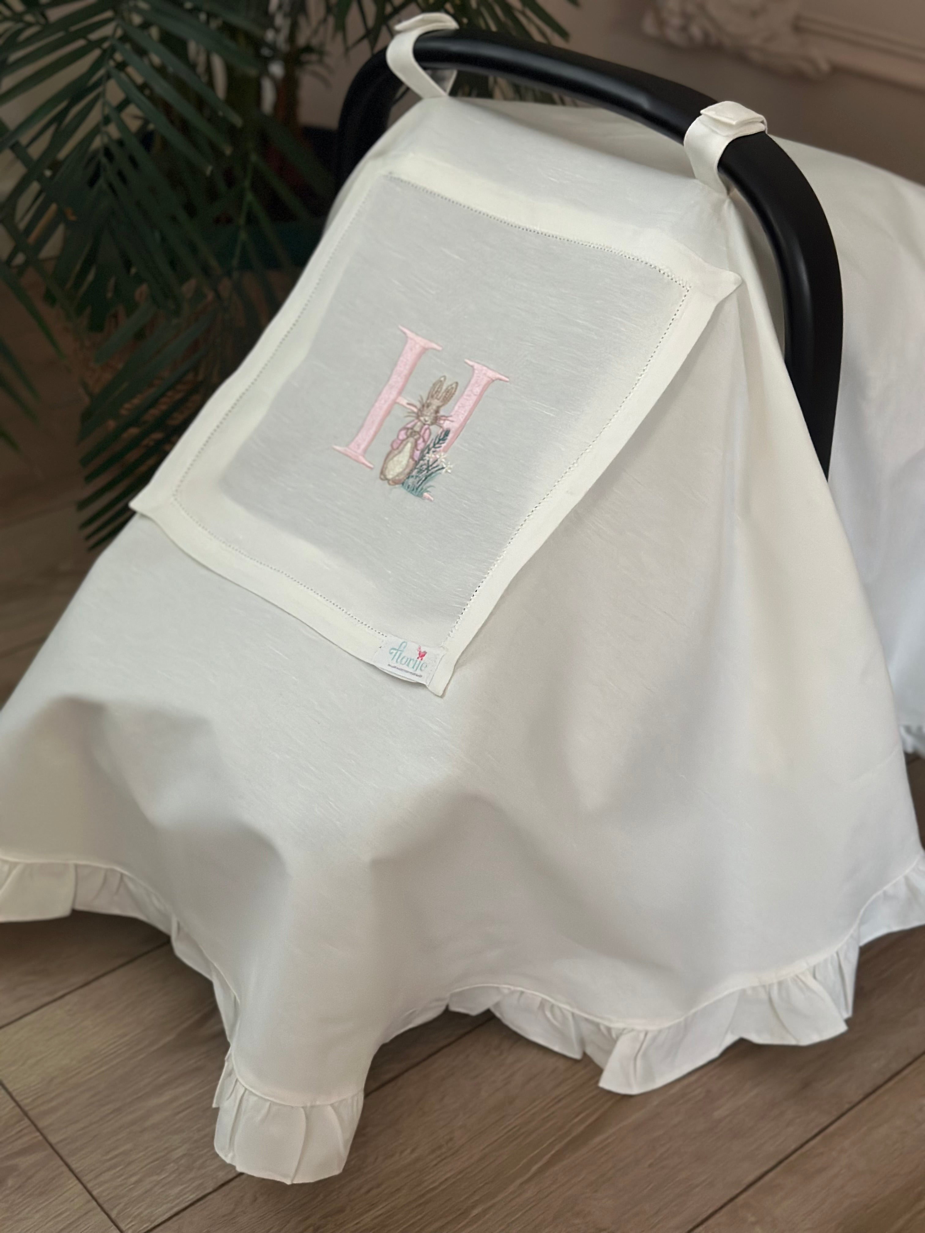 Tavşan Peter Rabbit Harf İşlemeli Keten Puset Örtüsü