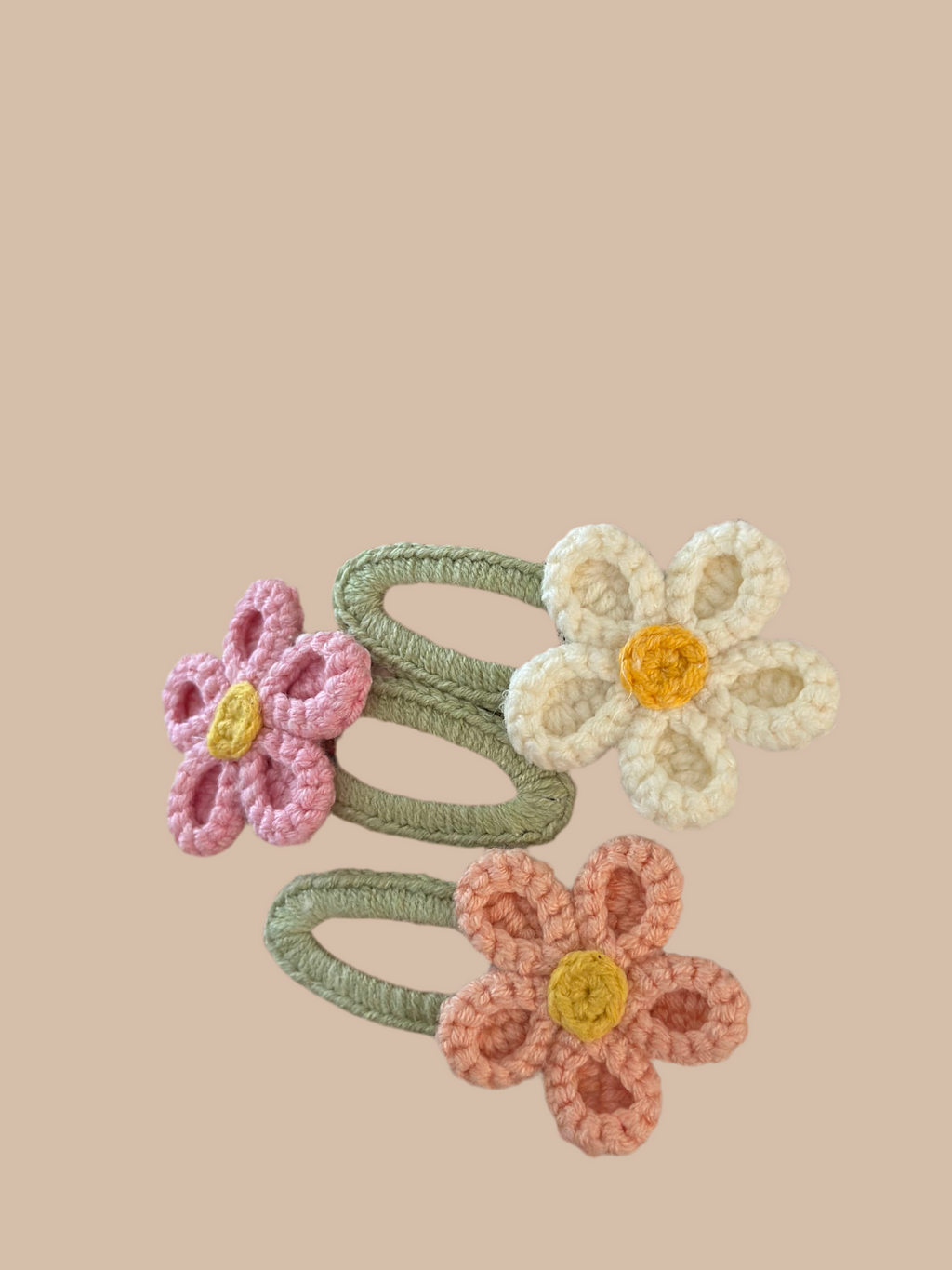 Örgü Papatya Çiçekli Bebek Saç Tokası