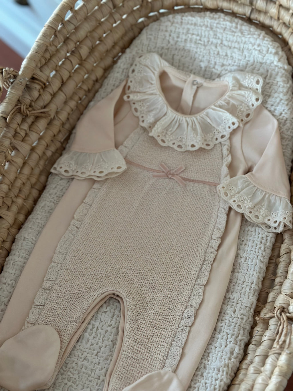 Somon Fisto Detaylı Kız Bebek Tulumu