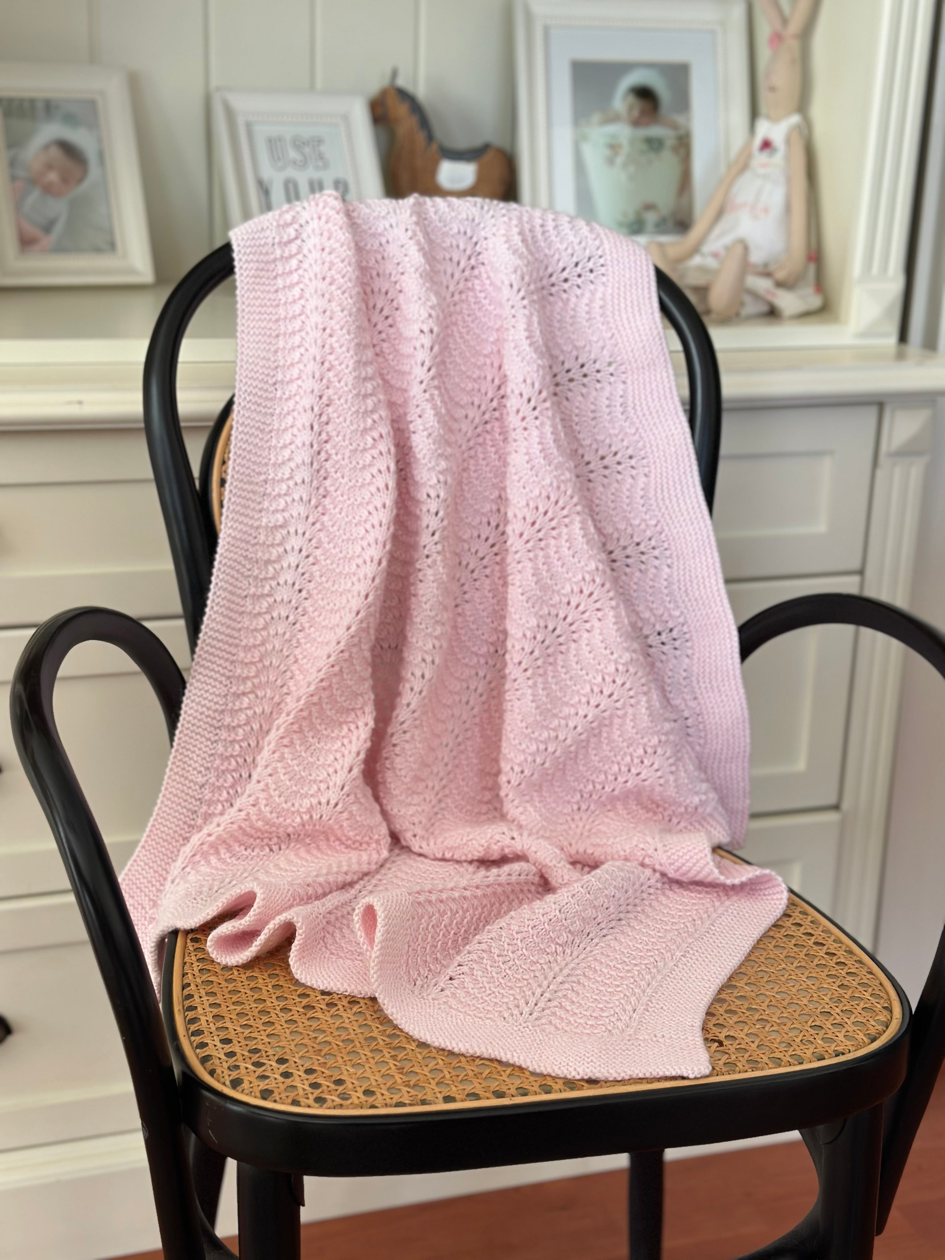 El Örgüsü Pembe Bebek Battaniyesi