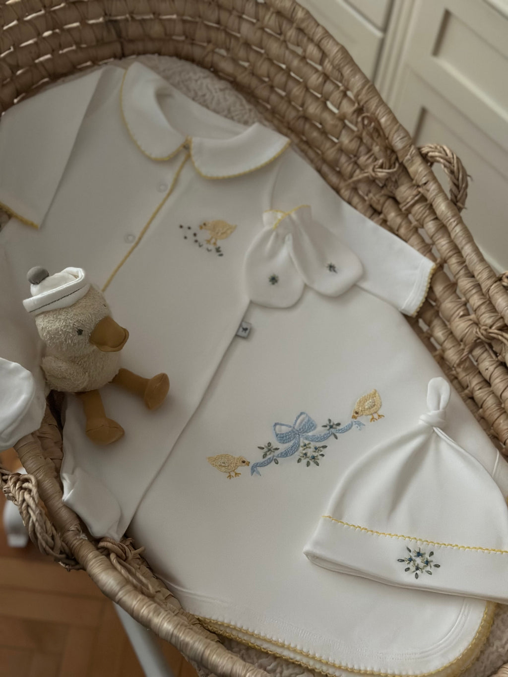 Little Chick Organik Yenidoğan Seti – Kroşeta Kenar Detaylı