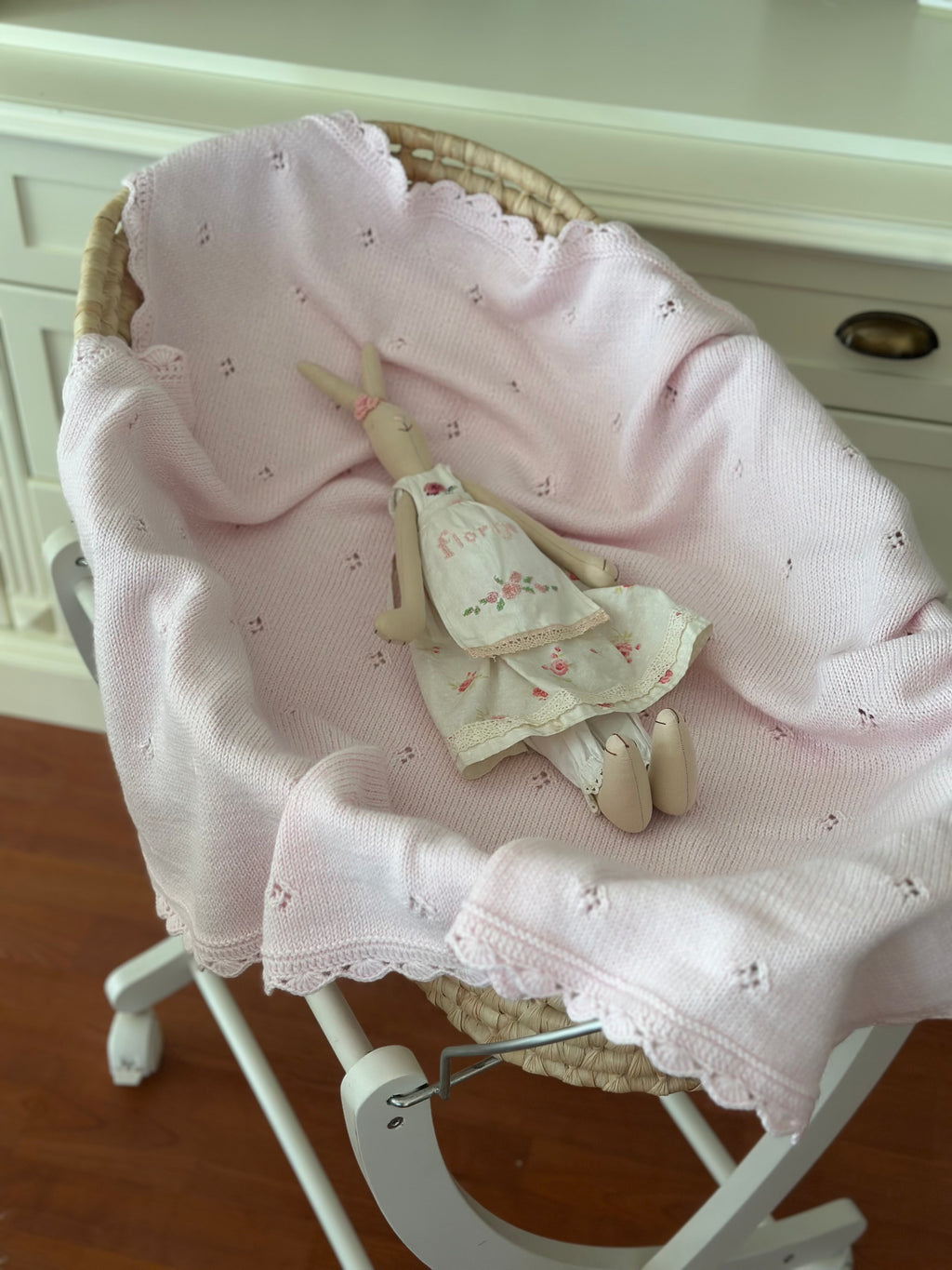 El Örgüsü Pembe Bebek Battaniyesi