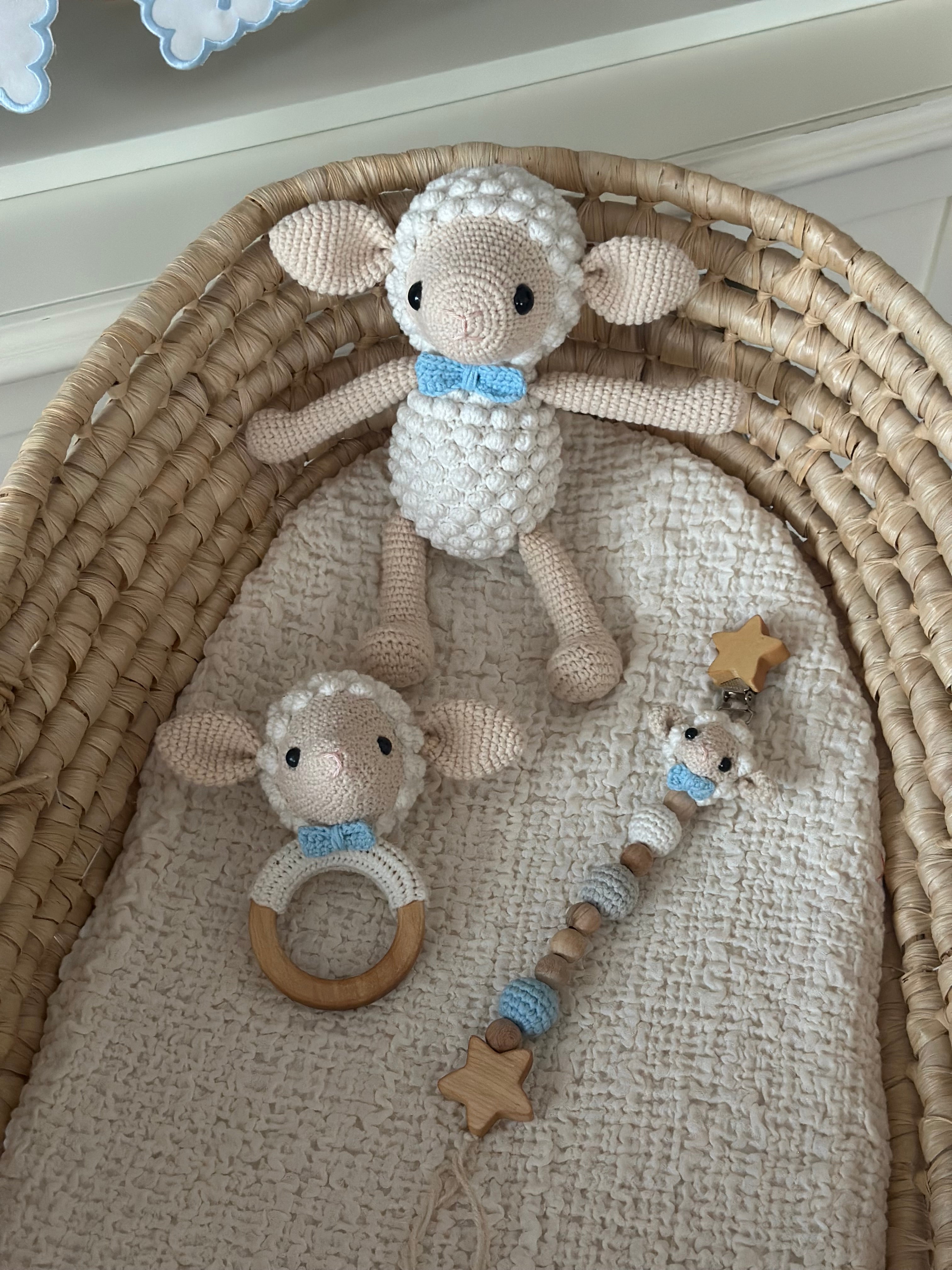 Amigurumi Kuzu Model Bebek Seti – 3 Parça