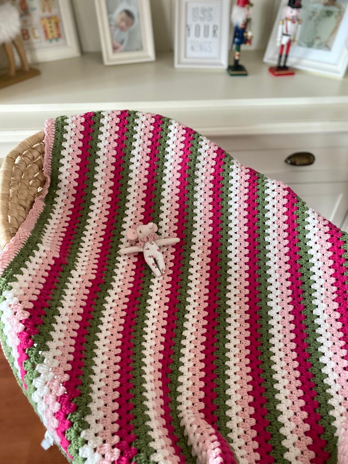 El Örgüsü Renkli Bebek Battaniyesi Pembe Tonları