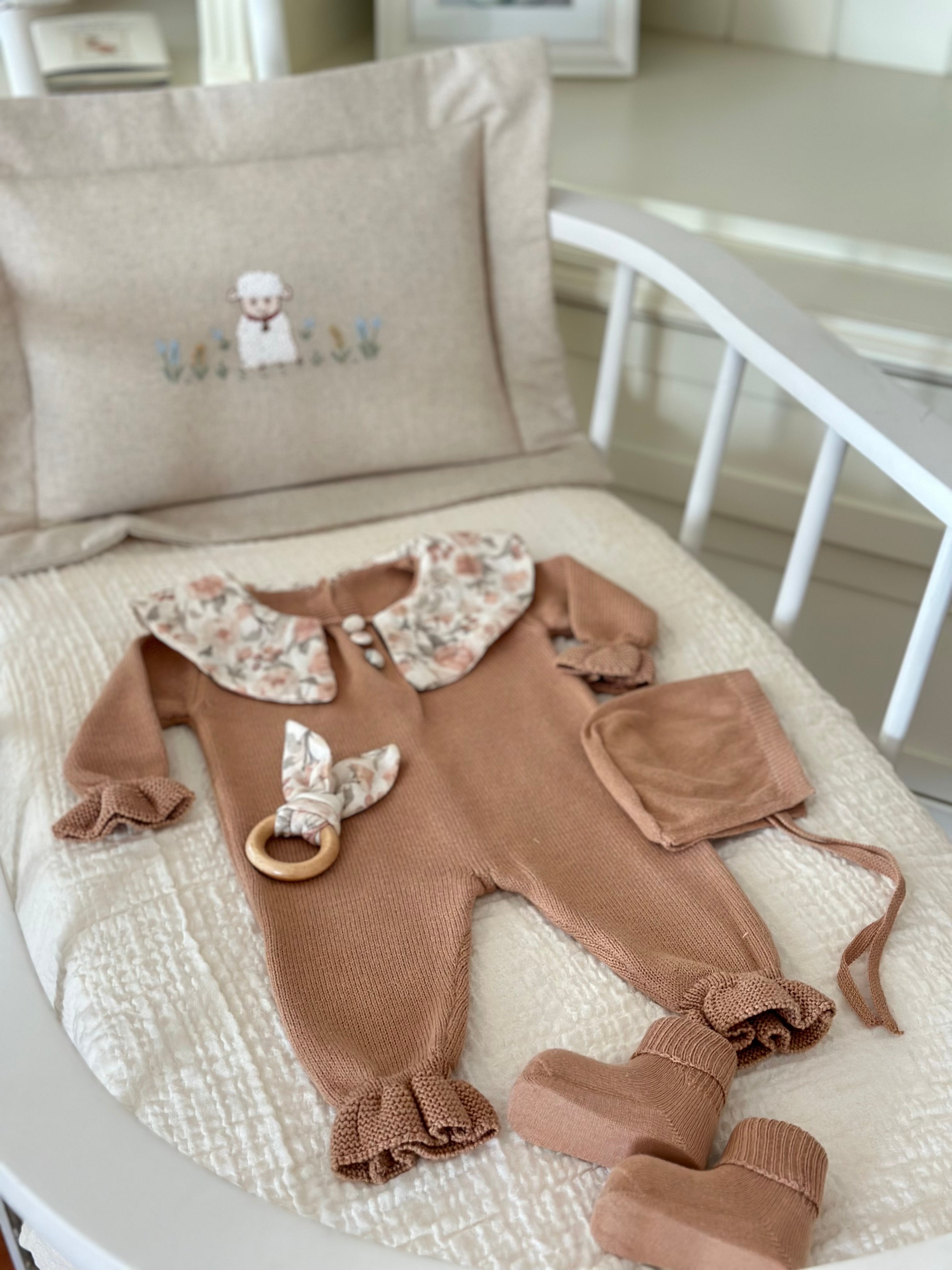 Hardal Müslin Yakalı Triko Kız Bebek Tulum Seti 3 Parça