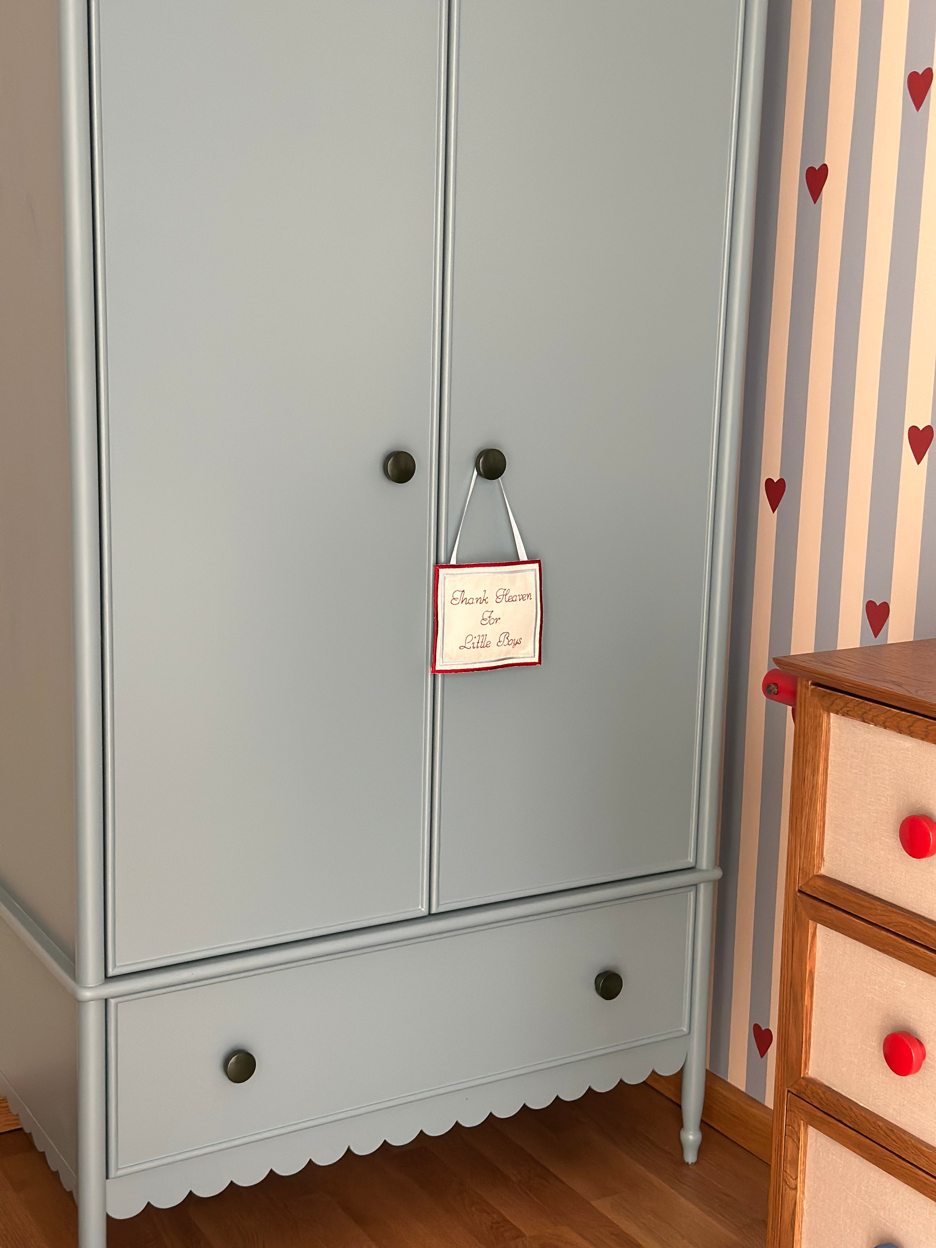 Thank Heaven For Little Boys | Erkek Bebek Nakışlı Kapı Askısı Yastığı