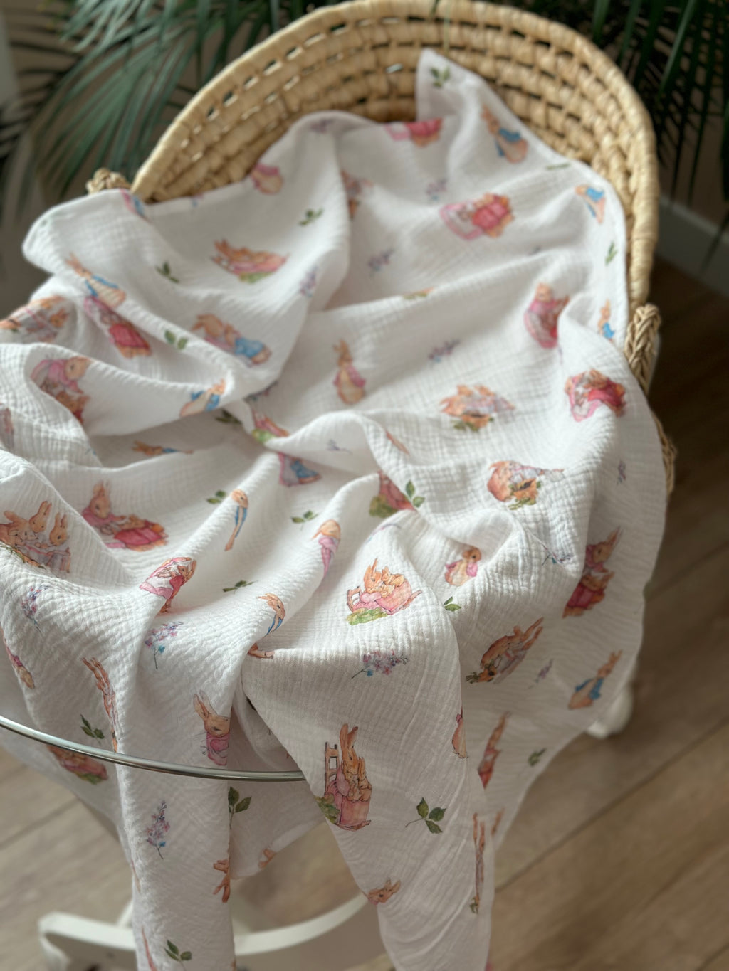Peter Rabbit Serisi Çok Amaçlı Bebek Müslin Örtüsü Pembe