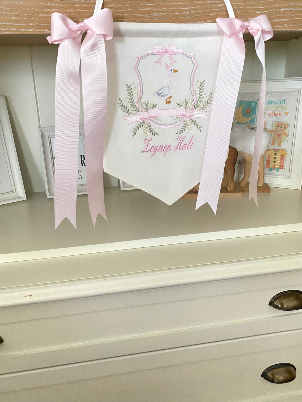 Duckling Kişiye Özel İsimli Keten Banner / Kapı Süsü Çelenk