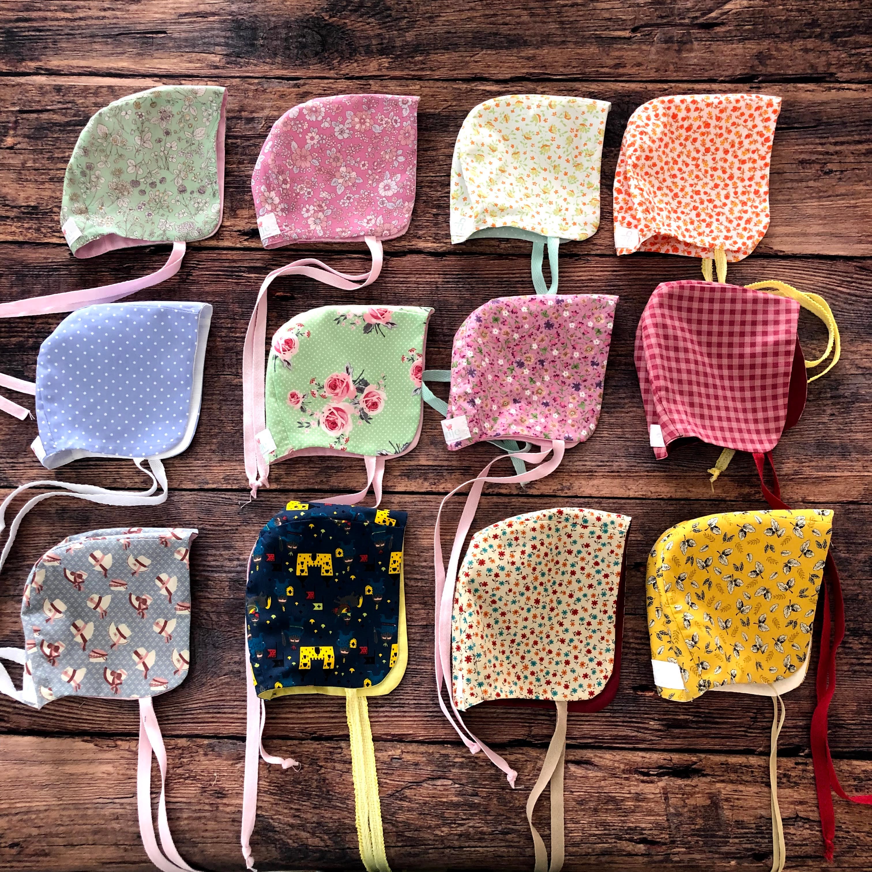 Desenli Yazlık Bebek Bonnet Şapka