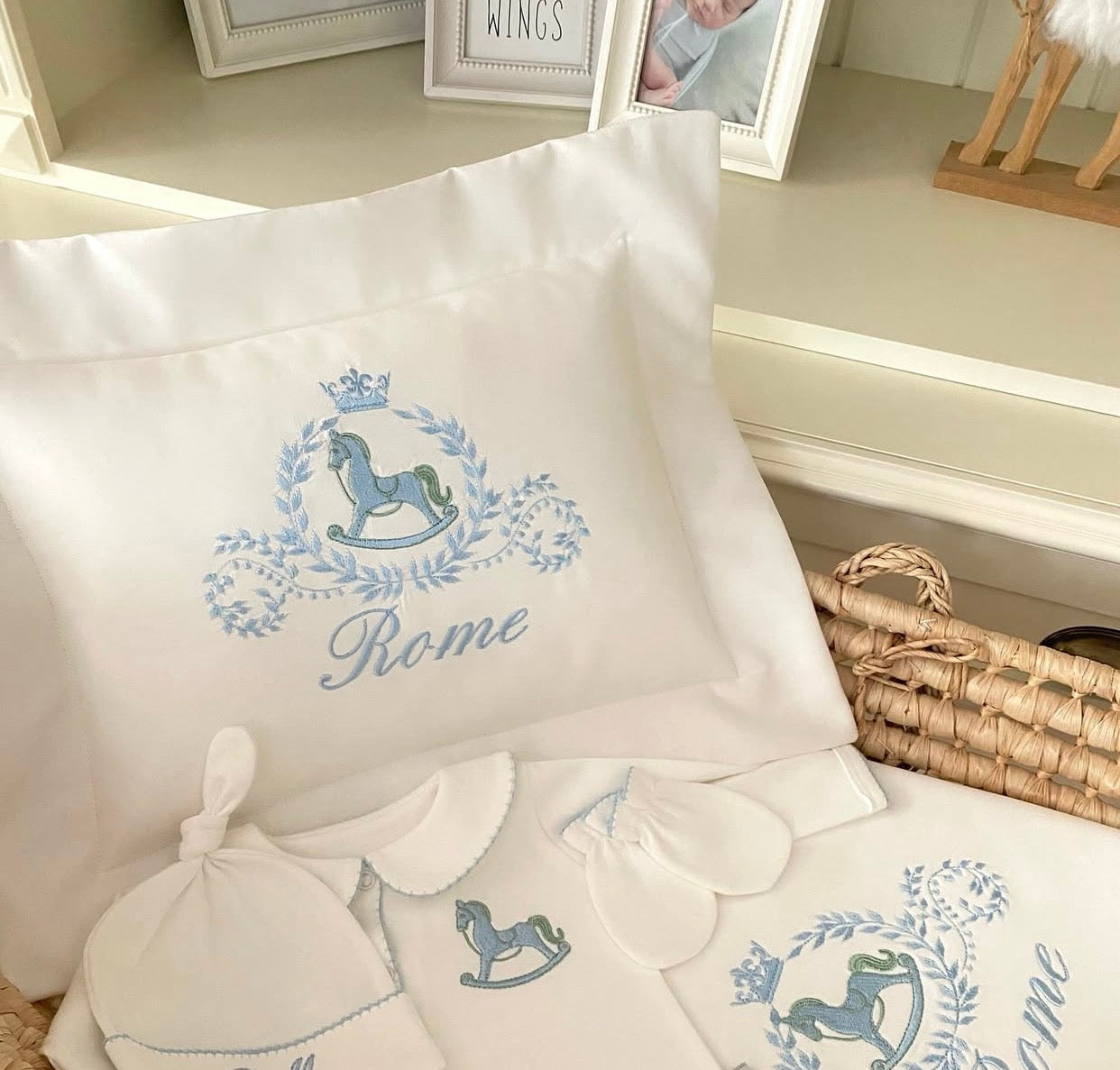 Wreath Horse Model Decorative Baby Pillow