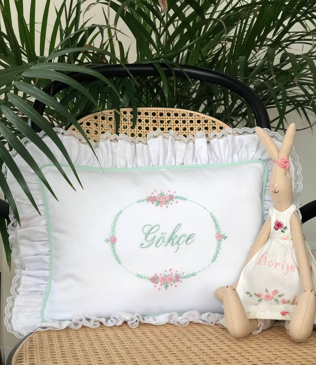 Oval Çiçekli Dekoratif Bebek Yastığı - Pembe/Mint