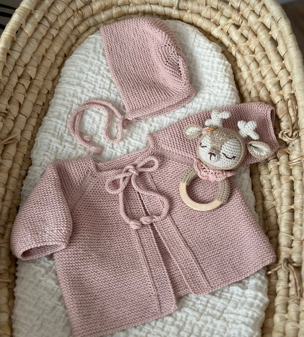 Önden Bağlamalı El Örgüsü Bebek Hırka Şapka Seti