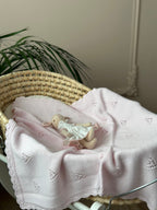 El Örgüsü Pembe Bebek Battaniyesi