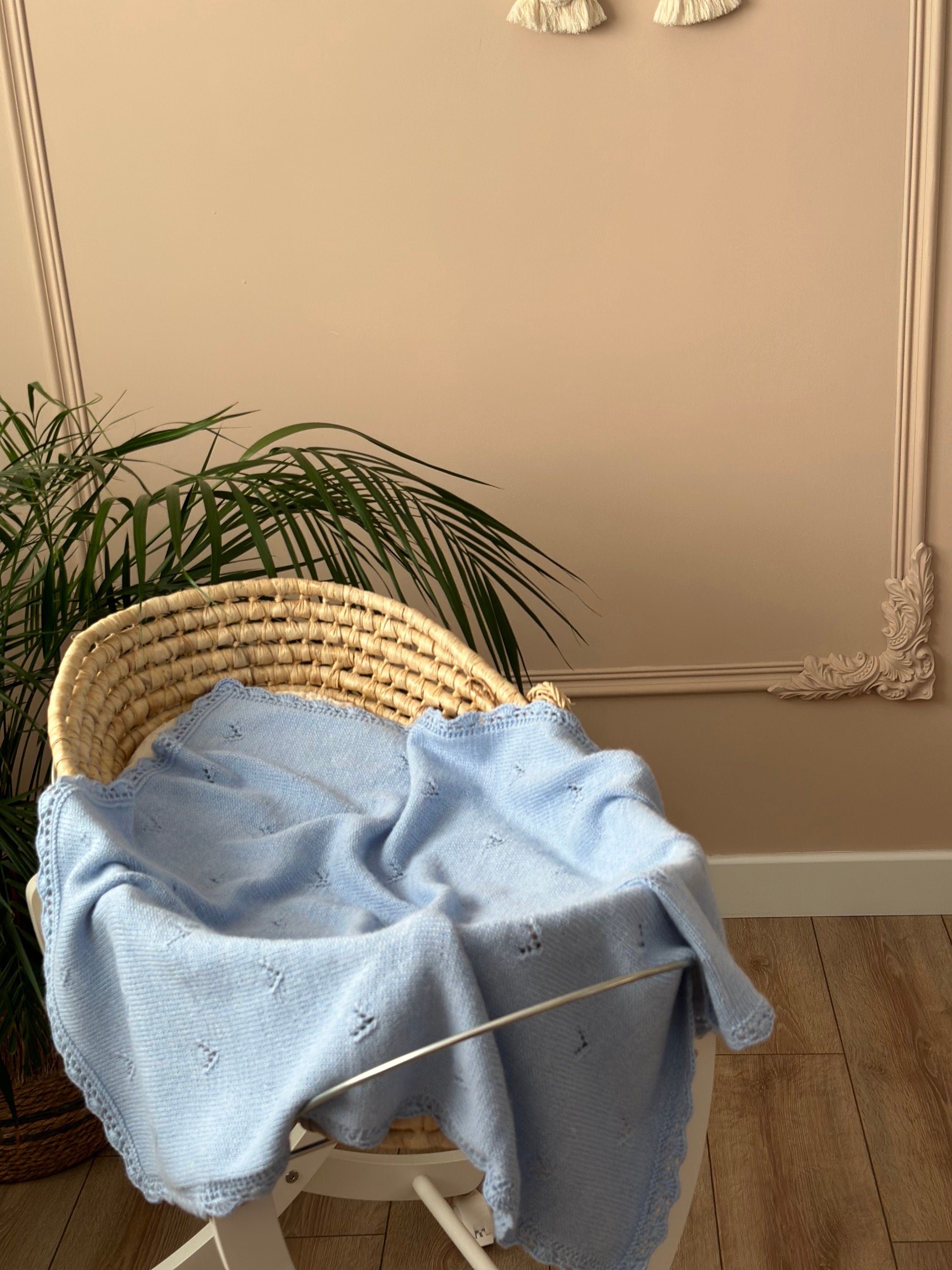 El Örgüsü Mavi Bebek Battaniyesi