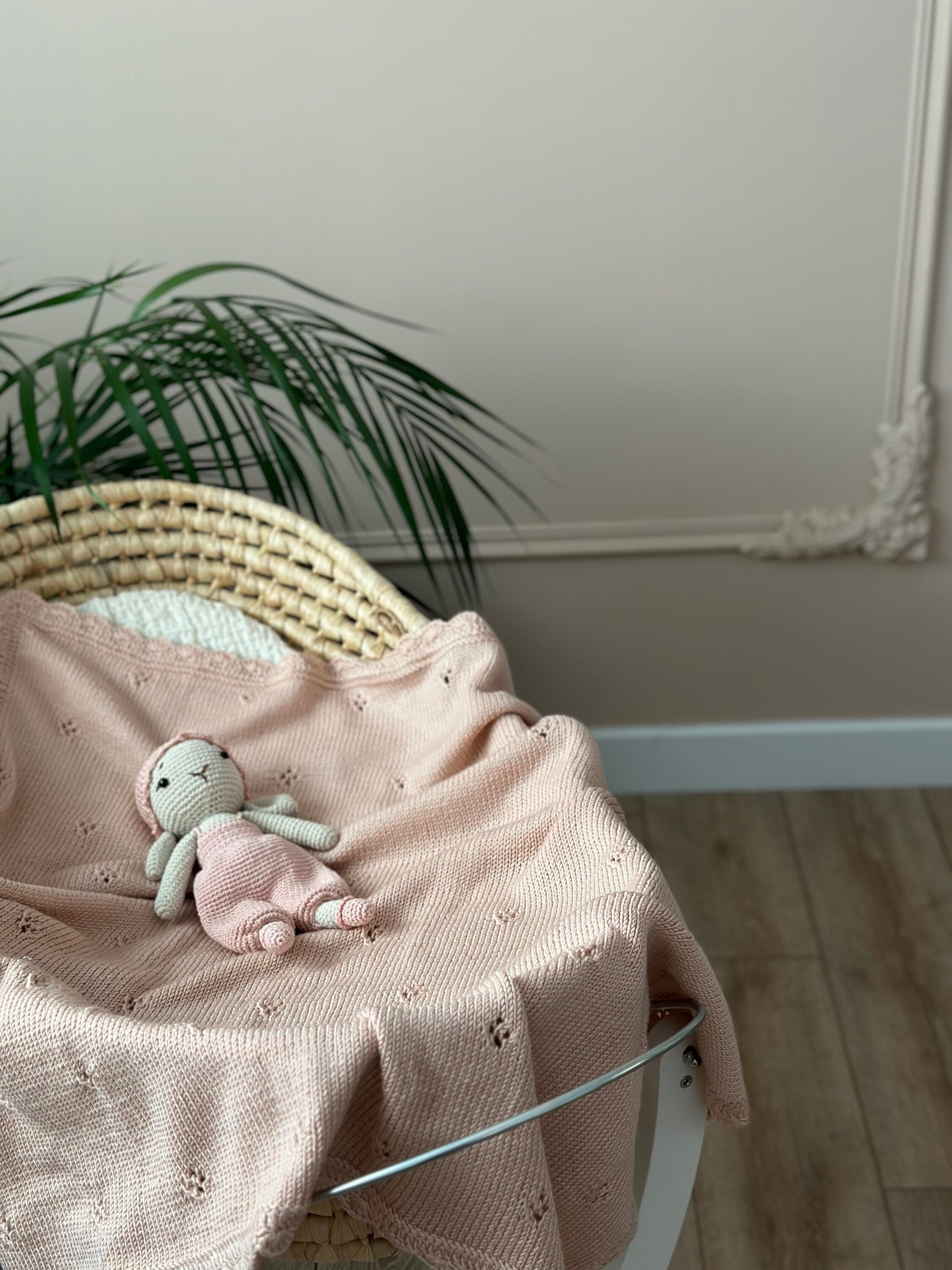 El Örgüsü Gül Kurusu Bebek Battaniyesi